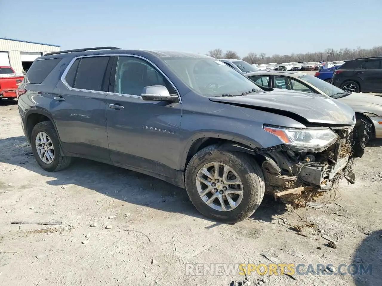 4 Photograph of a damaged car 1GNEVGKW4MJ198901 CHEVROLET TRAVERSE 2021
