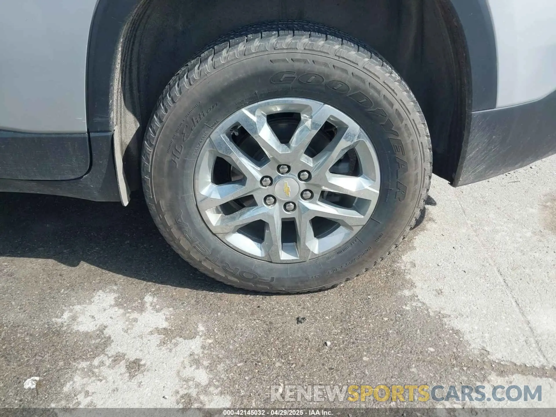 6 Photograph of a damaged car 1GNEVGKW6MJ162515 CHEVROLET TRAVERSE 2021