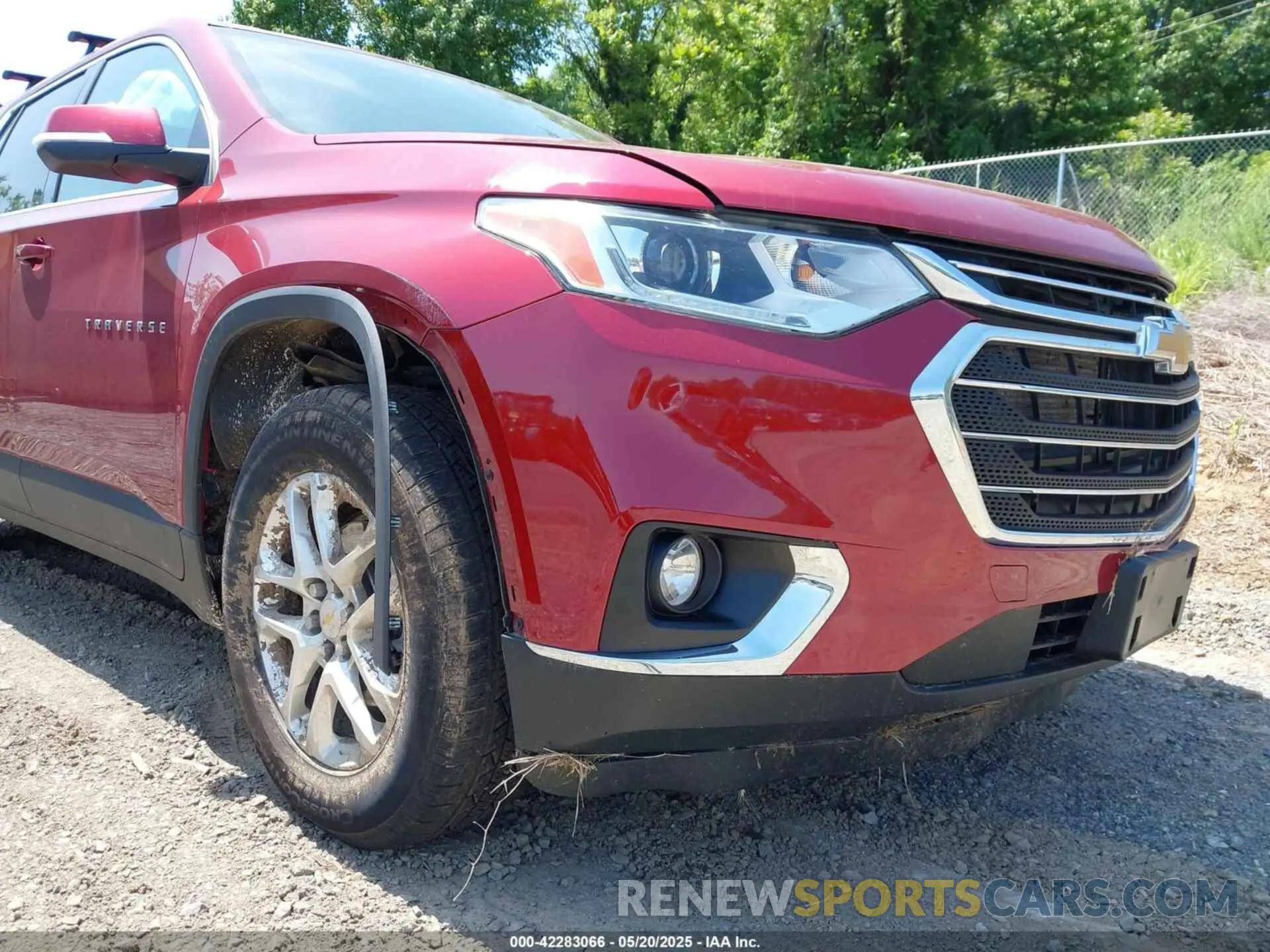18 Photograph of a damaged car 1GNEVGKW7MJ171854 CHEVROLET TRAVERSE 2021