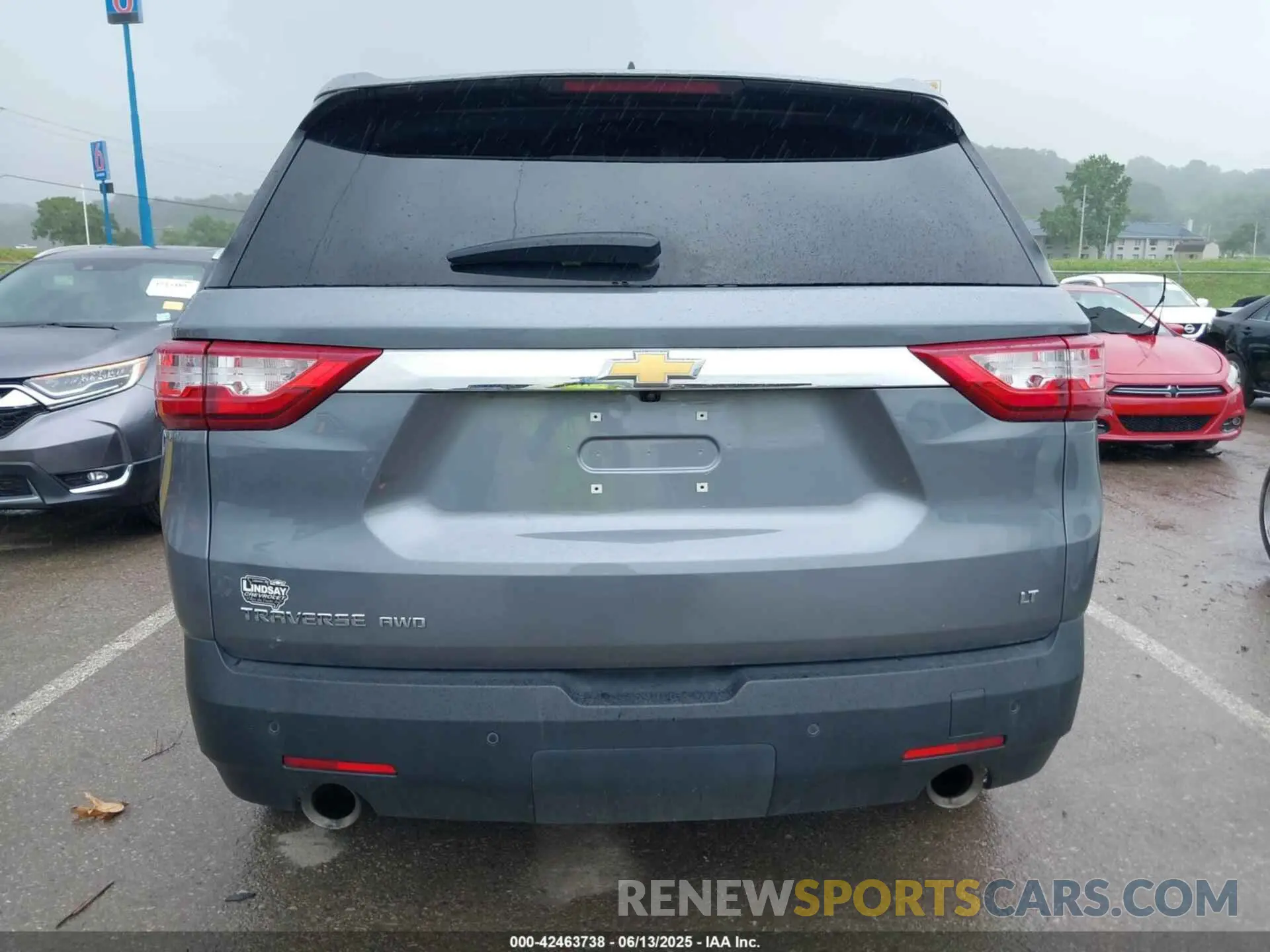 16 Photograph of a damaged car 1GNEVGKW7MJ181364 CHEVROLET TRAVERSE 2021