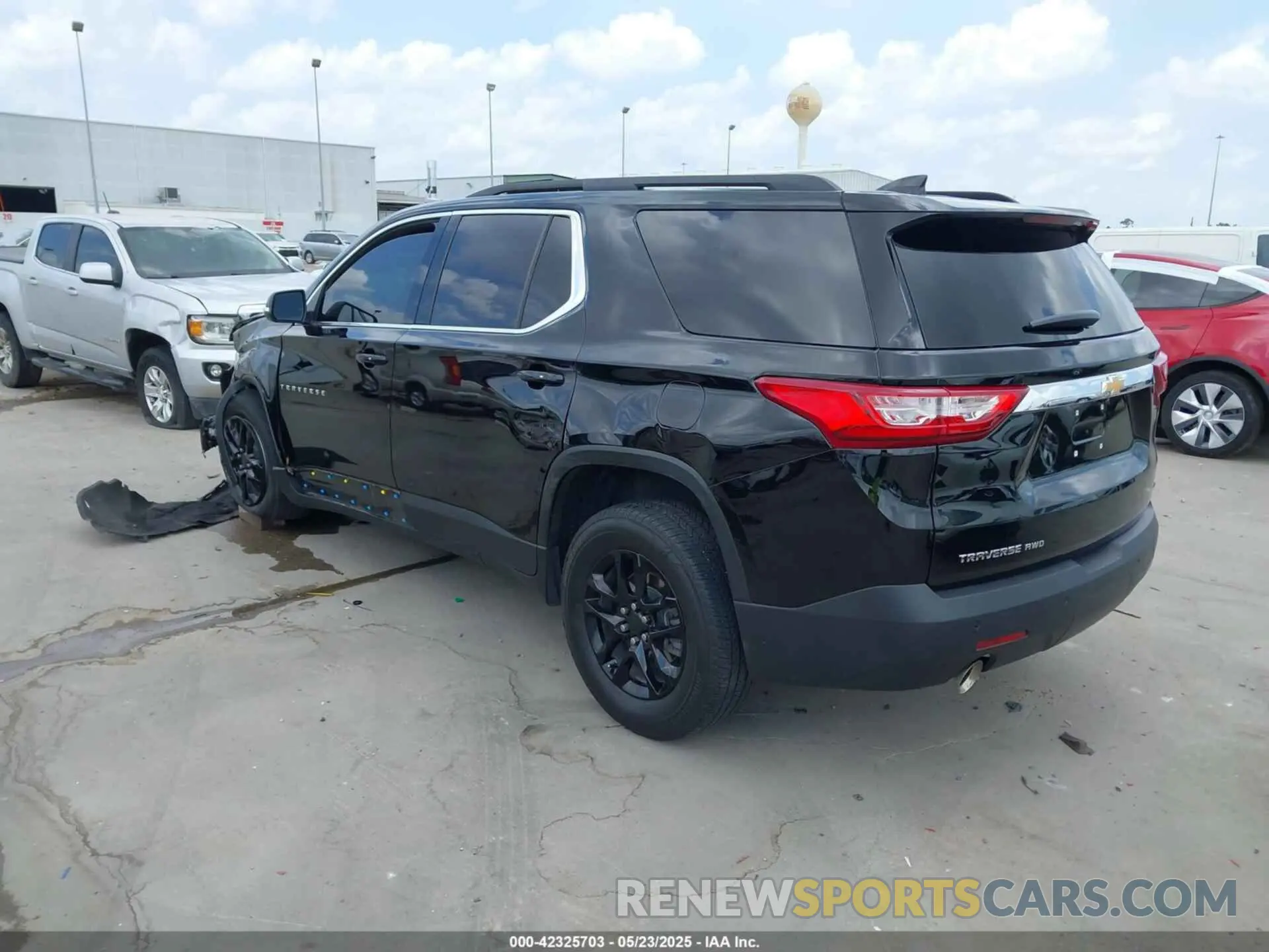 3 Photograph of a damaged car 1GNEVGKW7MJ257553 CHEVROLET TRAVERSE 2021