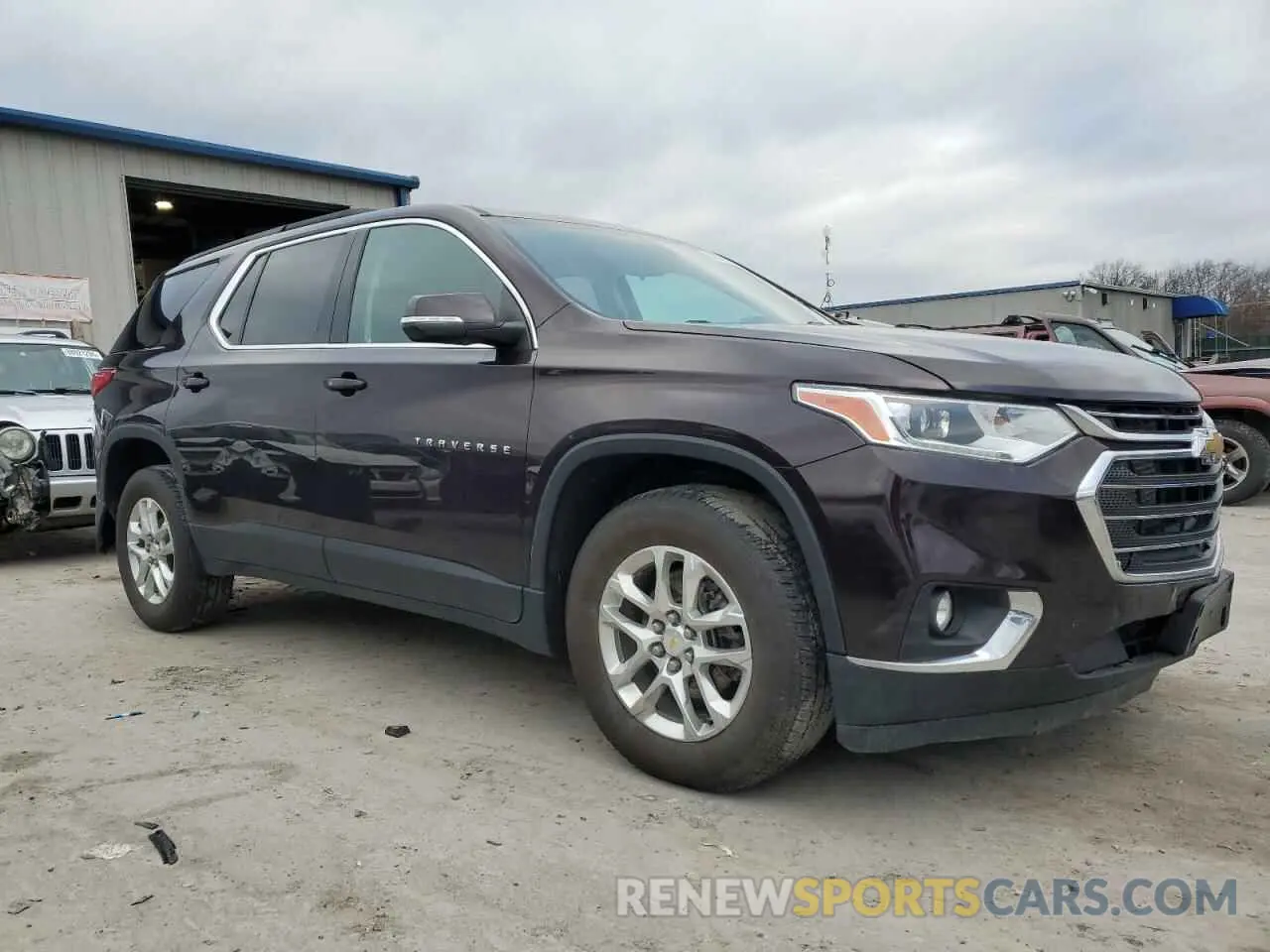 4 Photograph of a damaged car 1GNEVGKW8MJ113283 CHEVROLET TRAVERSE 2021