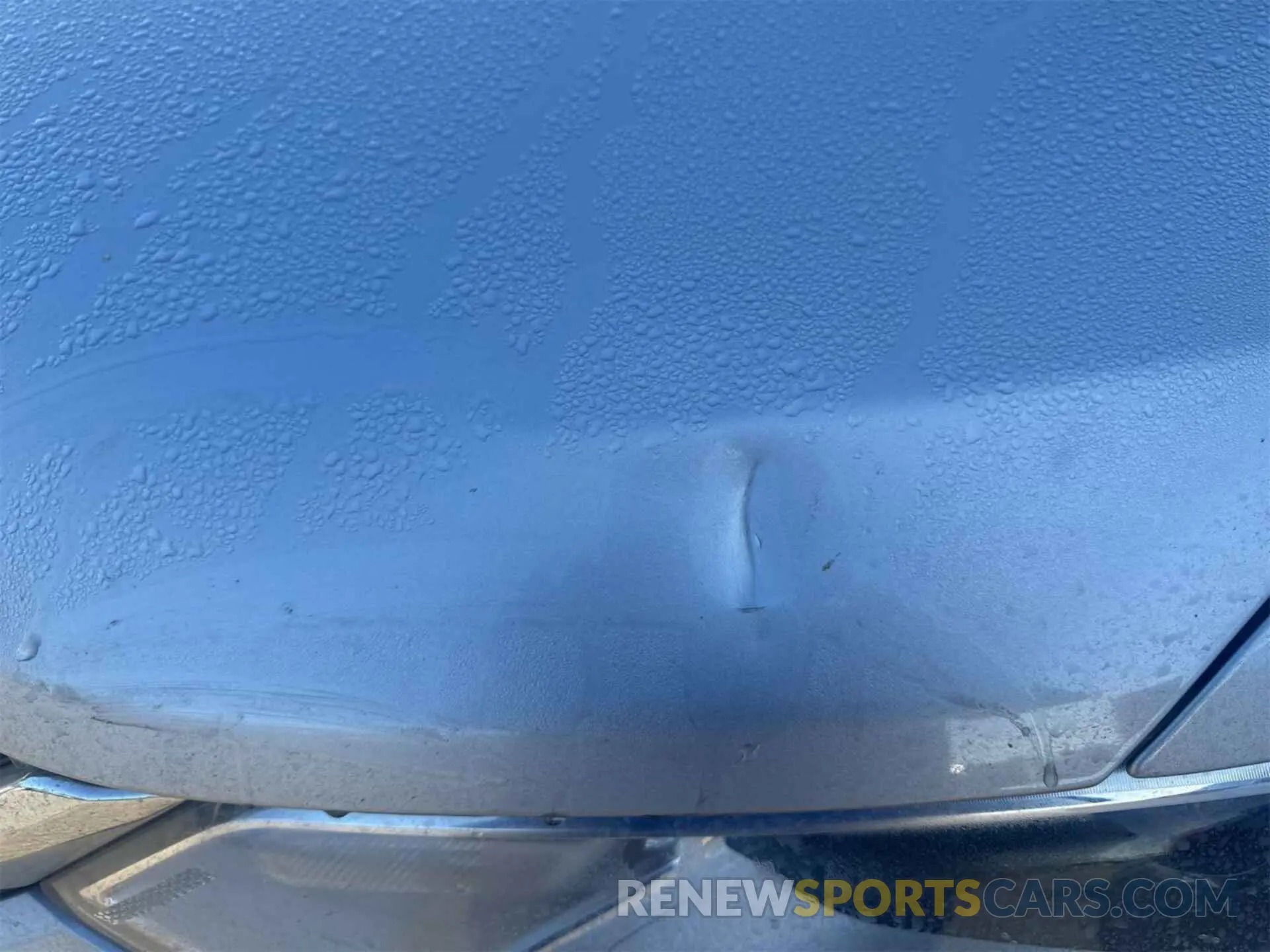 19 Photograph of a damaged car 1GNEVHKW0MJ167781 CHEVROLET TRAVERSE 2021
