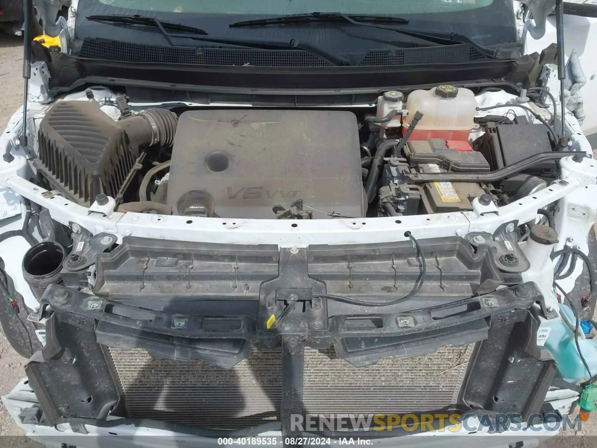 10 Photograph of a damaged car 1GNEVHKW1MJ213554 CHEVROLET TRAVERSE 2021