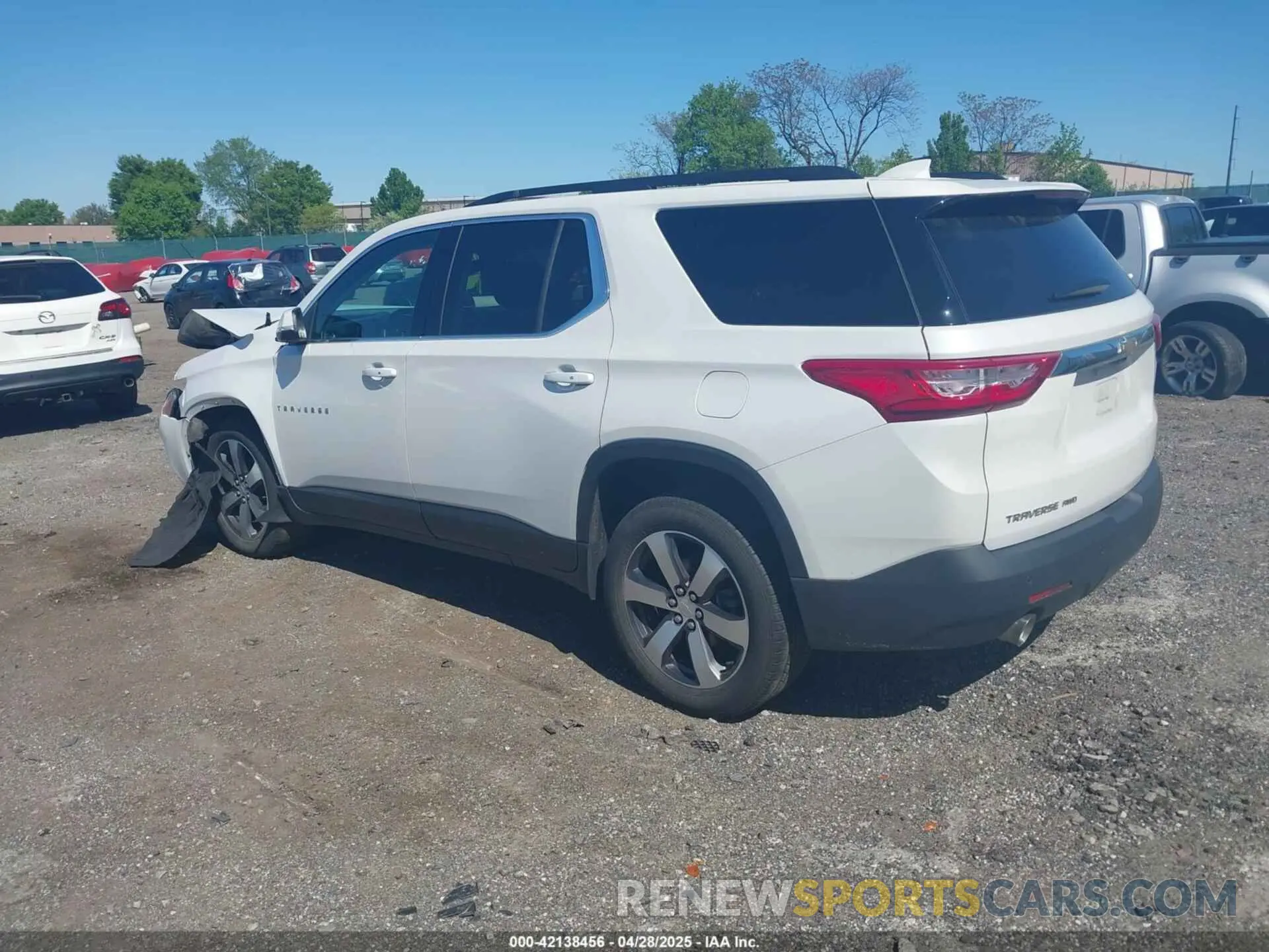 3 Photograph of a damaged car 1GNEVHKW3MJ151106 CHEVROLET TRAVERSE 2021