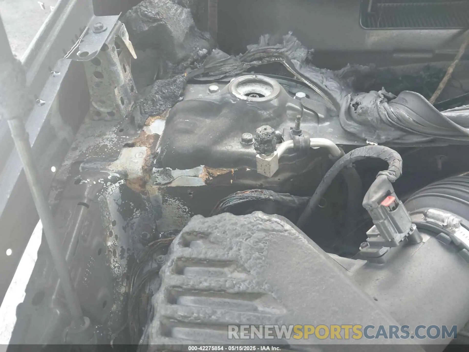 6 Photograph of a damaged car 1GNEVHKW3MJ154300 CHEVROLET TRAVERSE 2021