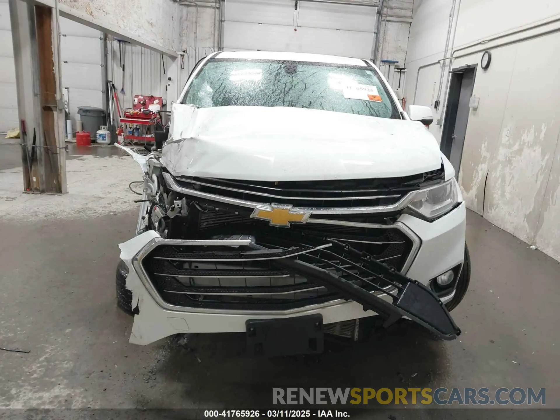 12 Photograph of a damaged car 1GNEVHKW3MJ220313 CHEVROLET TRAVERSE 2021