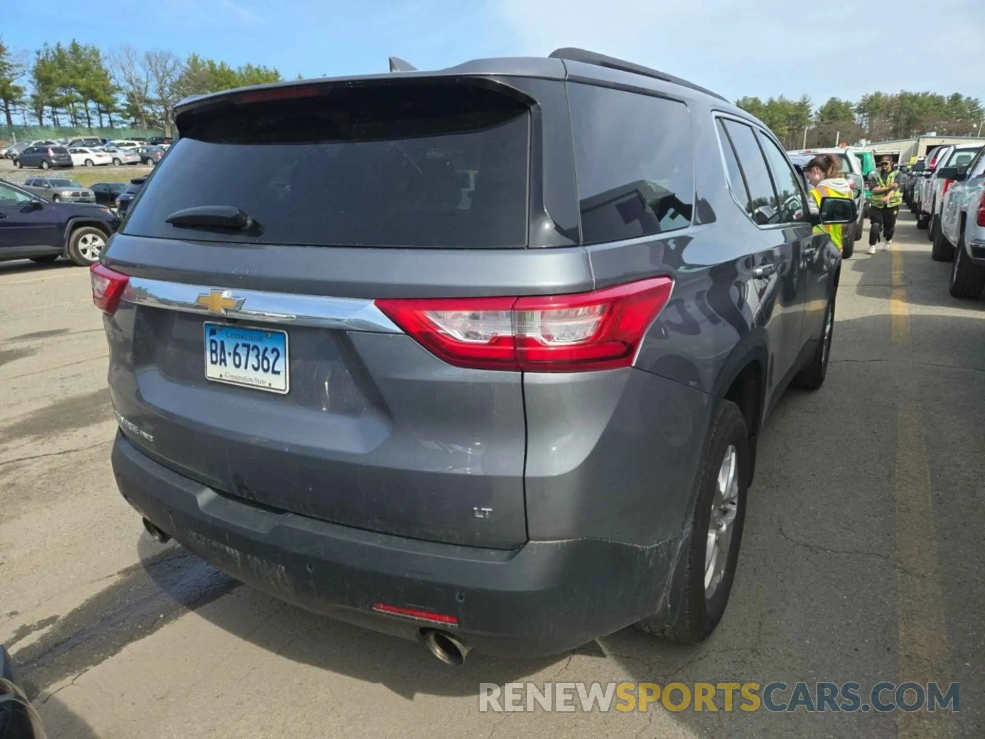 1 Photograph of a damaged car 1GNEVHKW4MJ185278 CHEVROLET TRAVERSE 2021
