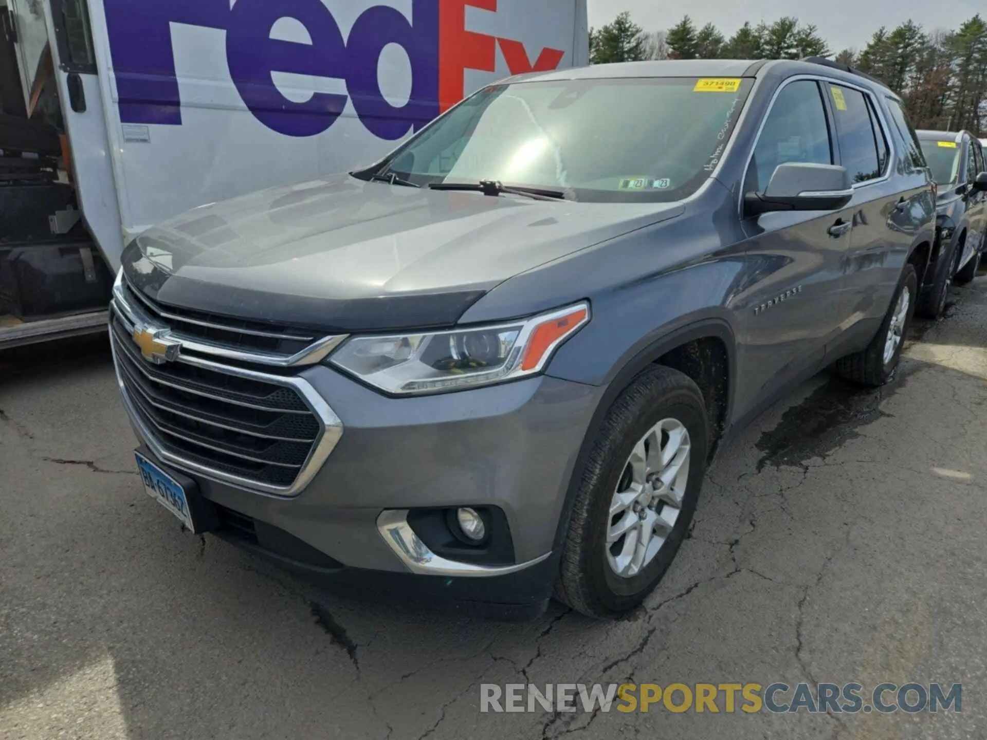 17 Photograph of a damaged car 1GNEVHKW4MJ185278 CHEVROLET TRAVERSE 2021