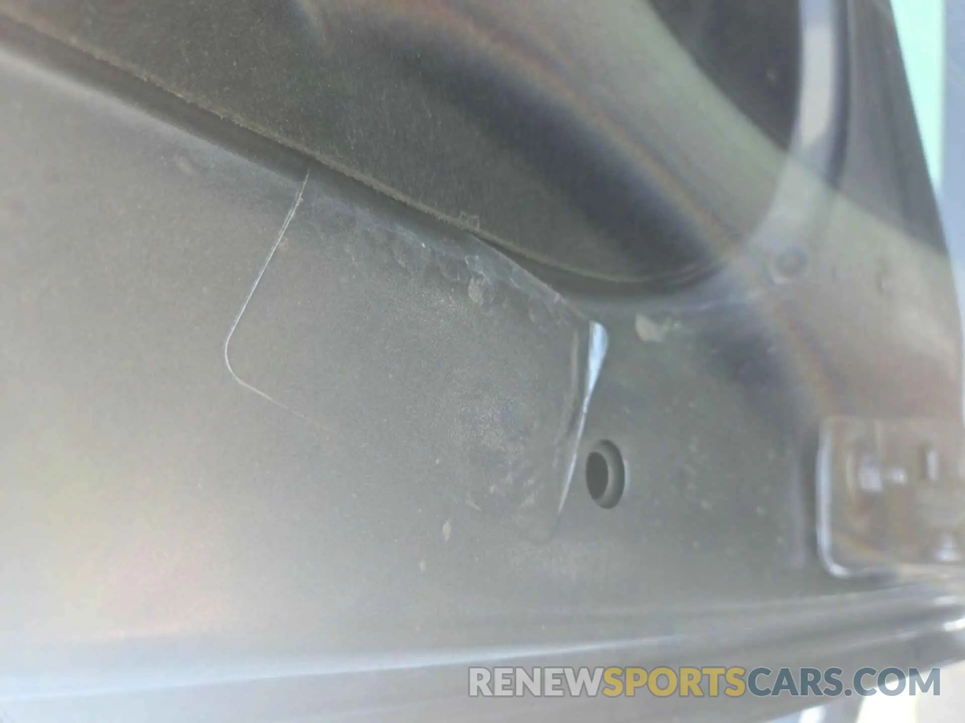 31 Photograph of a damaged car 1GNEVHKW4MJ185278 CHEVROLET TRAVERSE 2021