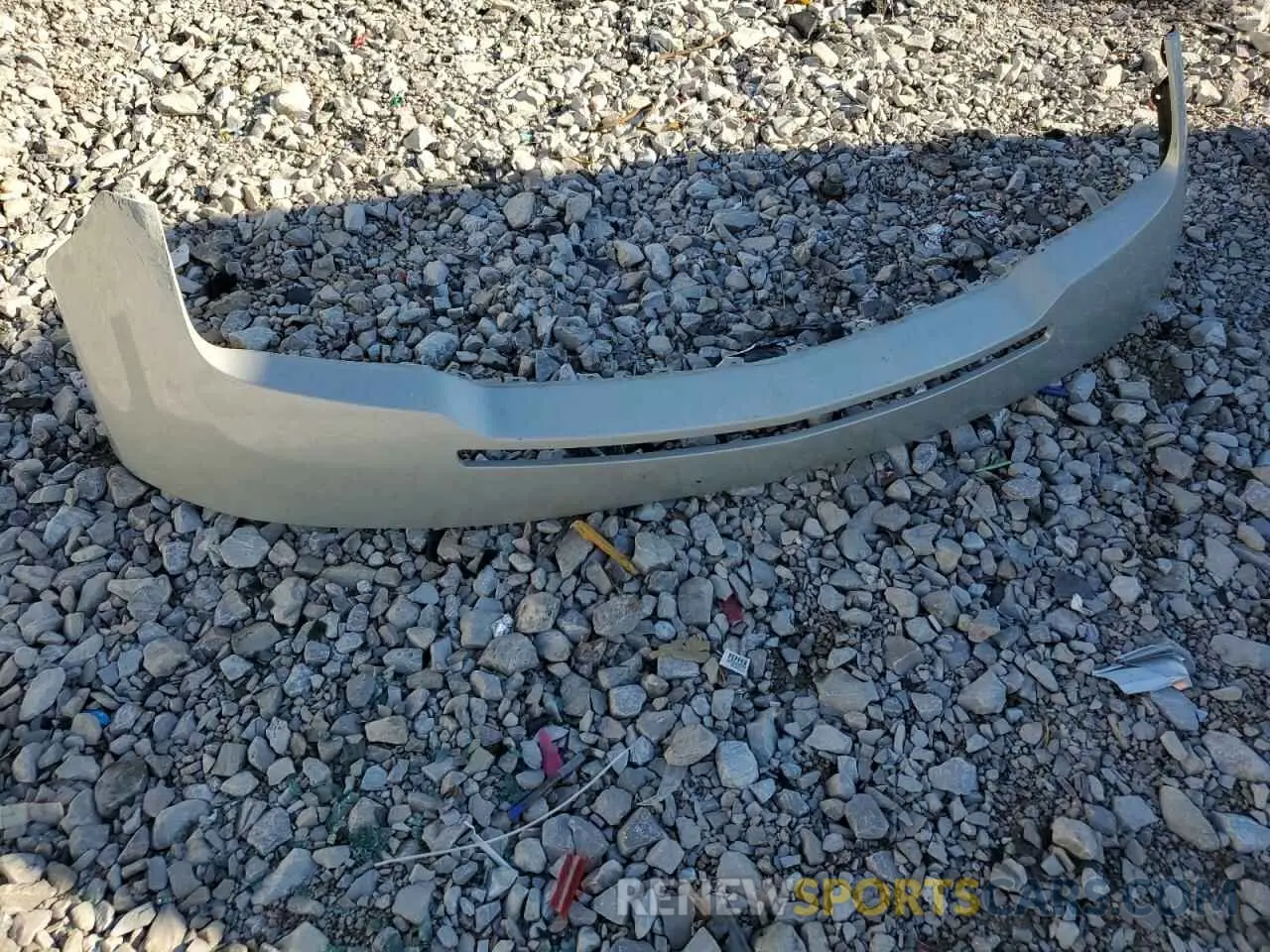 15 Photograph of a damaged car 1GNEVHKW5MJ130239 CHEVROLET TRAVERSE 2021