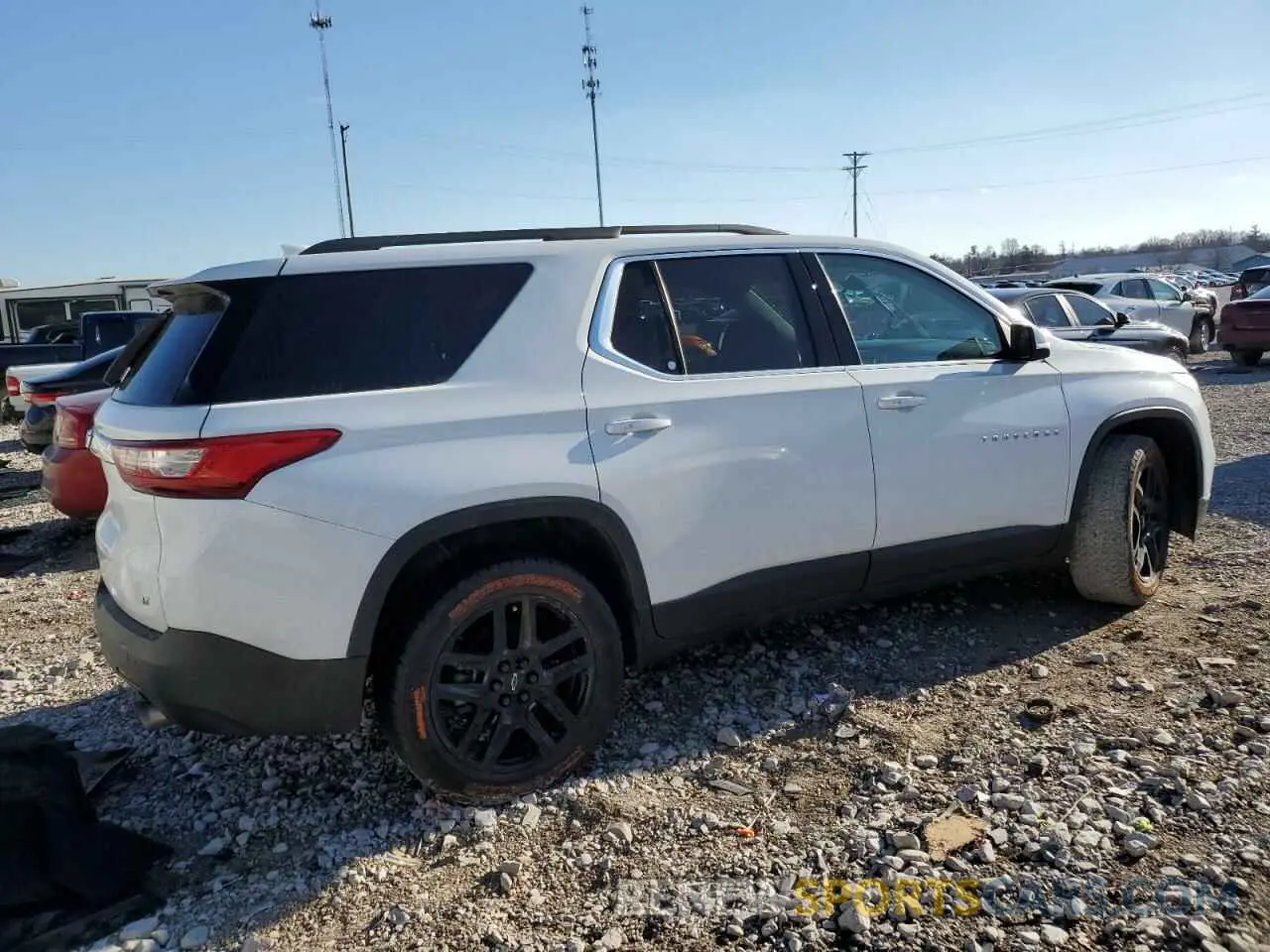 3 Photograph of a damaged car 1GNEVHKW5MJ130239 CHEVROLET TRAVERSE 2021