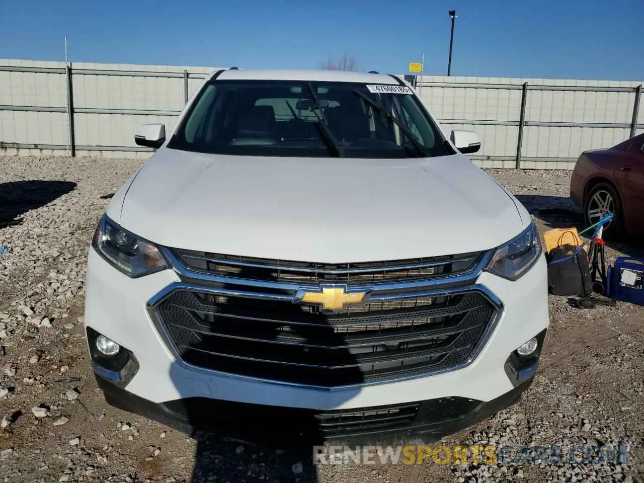 5 Photograph of a damaged car 1GNEVHKW5MJ130239 CHEVROLET TRAVERSE 2021