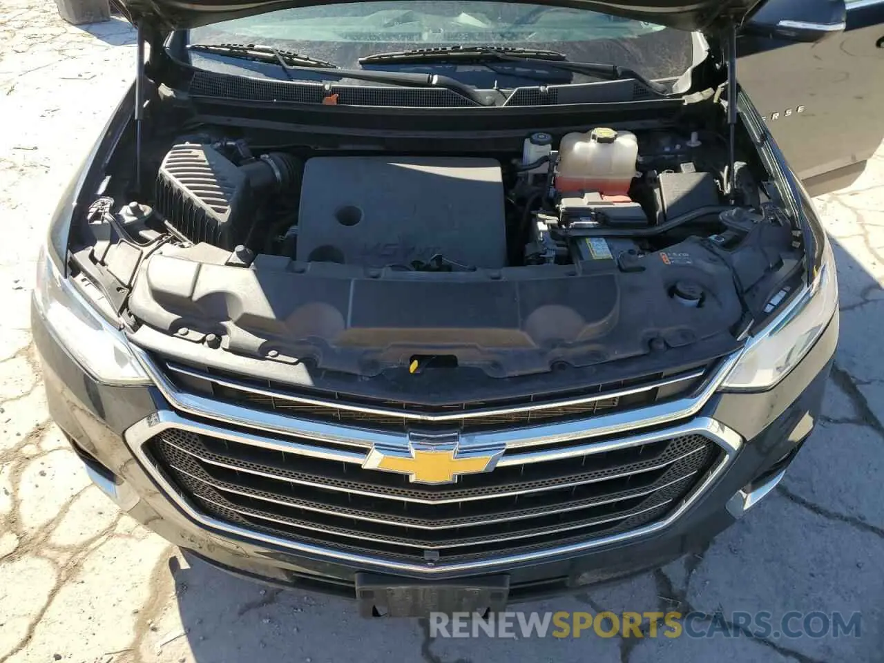 13 Photograph of a damaged car 1GNEVHKW5MJ157974 CHEVROLET TRAVERSE 2021