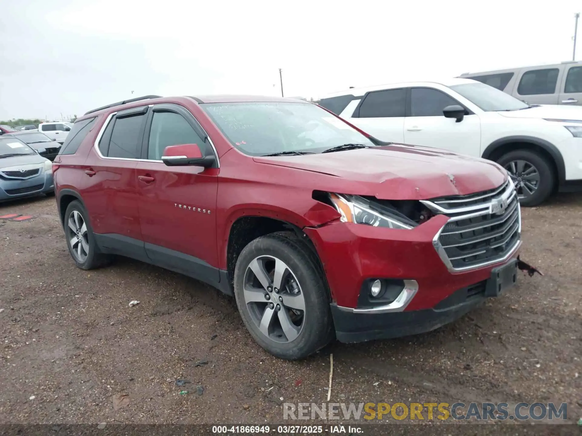 1 Photograph of a damaged car 1GNEVHKW5MJ204694 CHEVROLET TRAVERSE 2021
