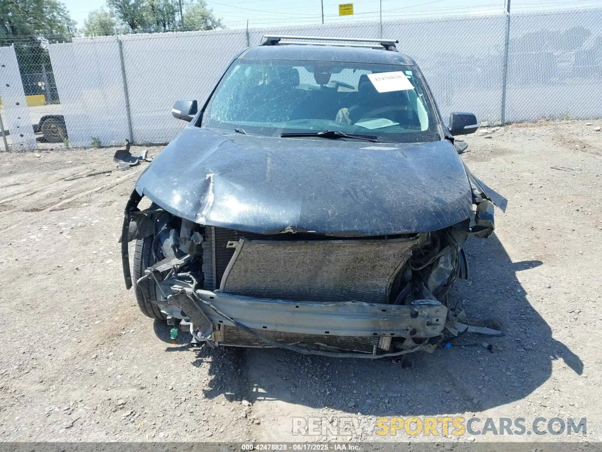 12 Photograph of a damaged car 1GNEVHKW6MJ141377 CHEVROLET TRAVERSE 2021