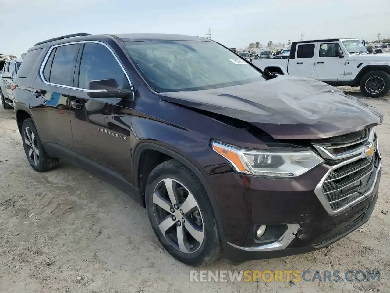 4 Photograph of a damaged car 1GNEVHKW6MJ211914 CHEVROLET TRAVERSE 2021