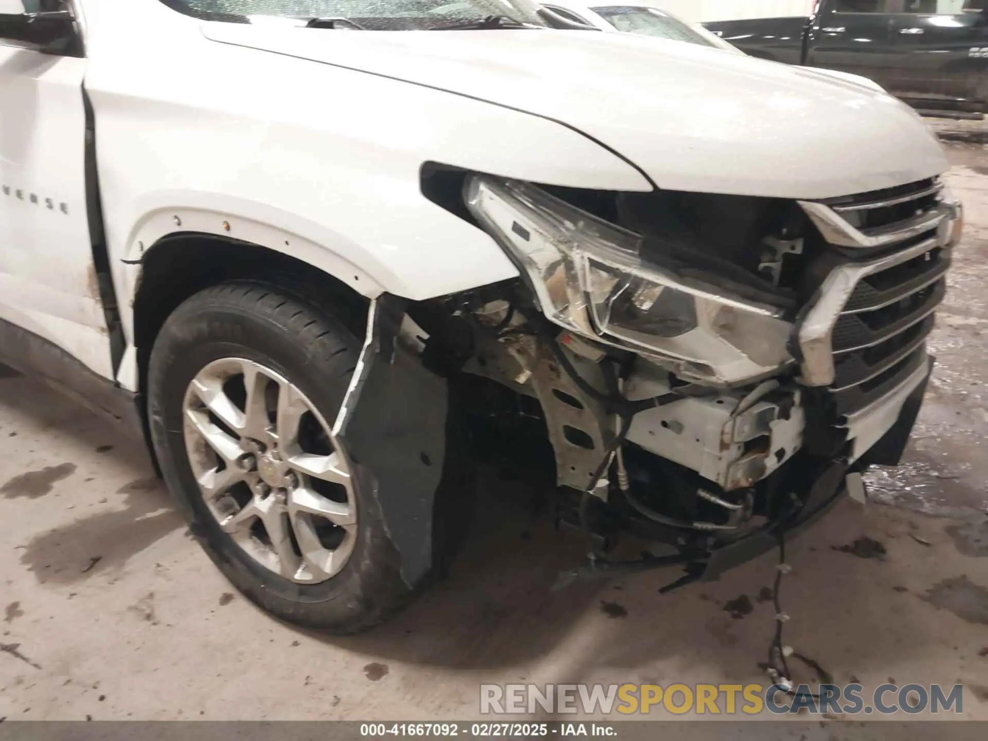 6 Photograph of a damaged car 1GNEVHKW7MJ100207 CHEVROLET TRAVERSE 2021