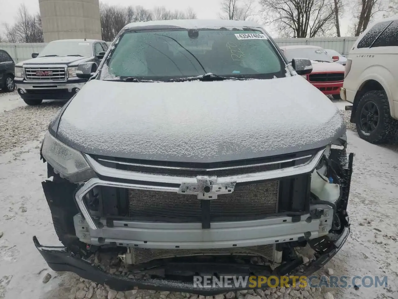 5 Photograph of a damaged car 1GNEVHKW7MJ113930 CHEVROLET TRAVERSE 2021