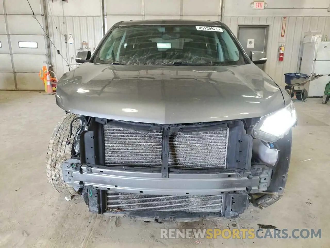 5 Photograph of a damaged car 1GNEVHKW8MJ122491 CHEVROLET TRAVERSE 2021