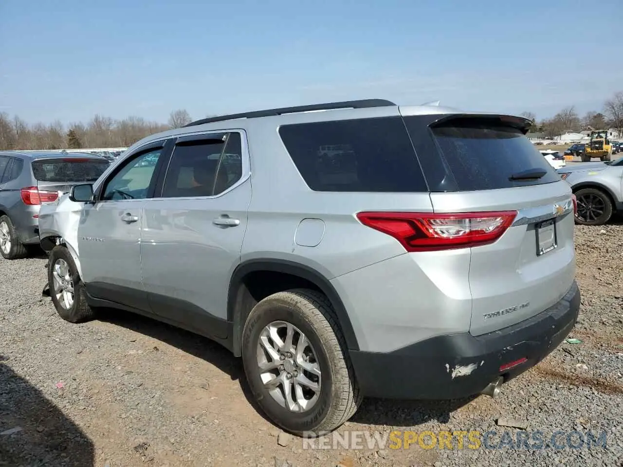 2 Photograph of a damaged car 1GNEVHKW8MJ160755 CHEVROLET TRAVERSE 2021