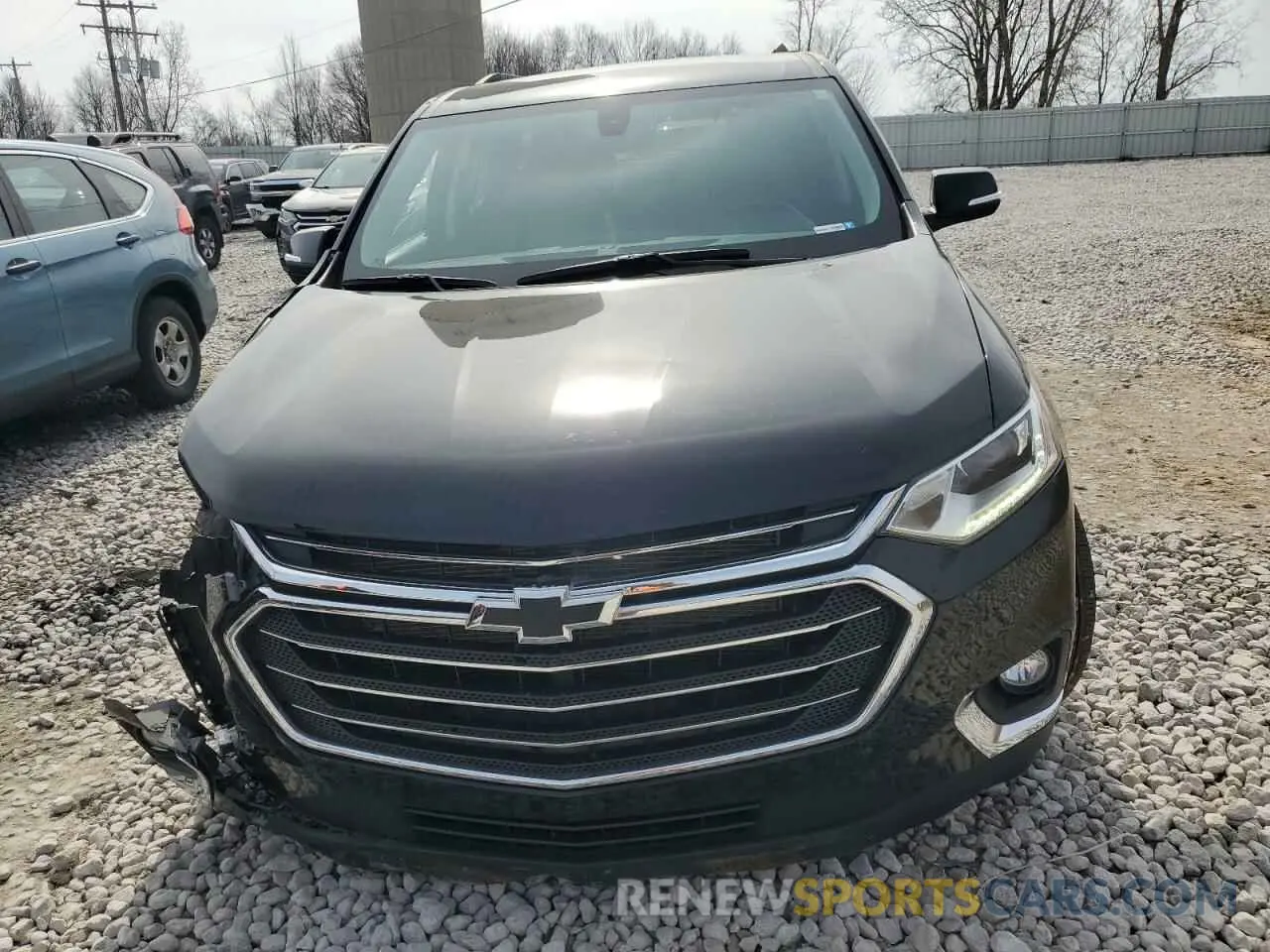 5 Photograph of a damaged car 1GNEVHKW8MJ253680 CHEVROLET TRAVERSE 2021