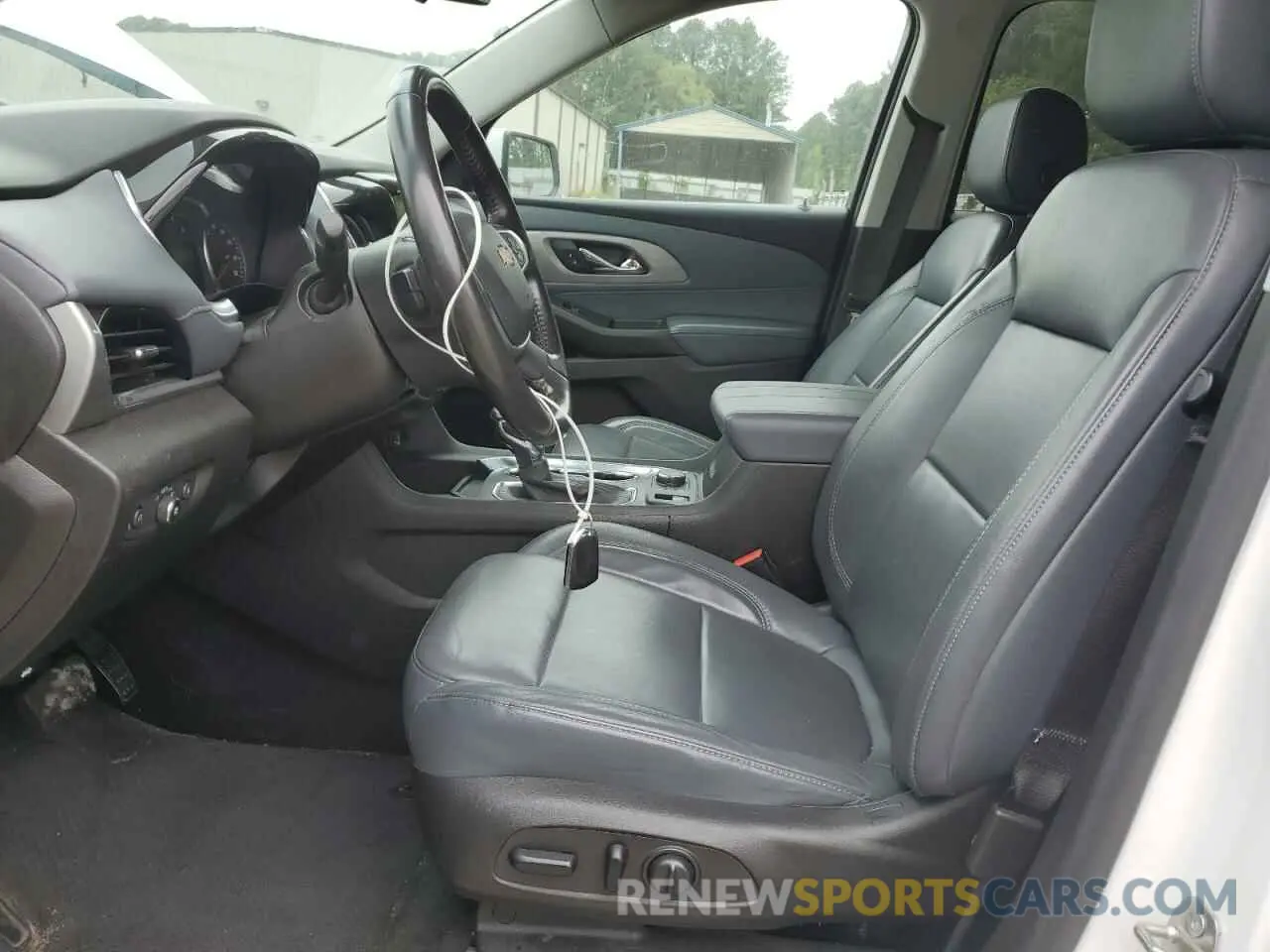 7 Photograph of a damaged car 1GNEVHKWXMJ214024 CHEVROLET TRAVERSE 2021