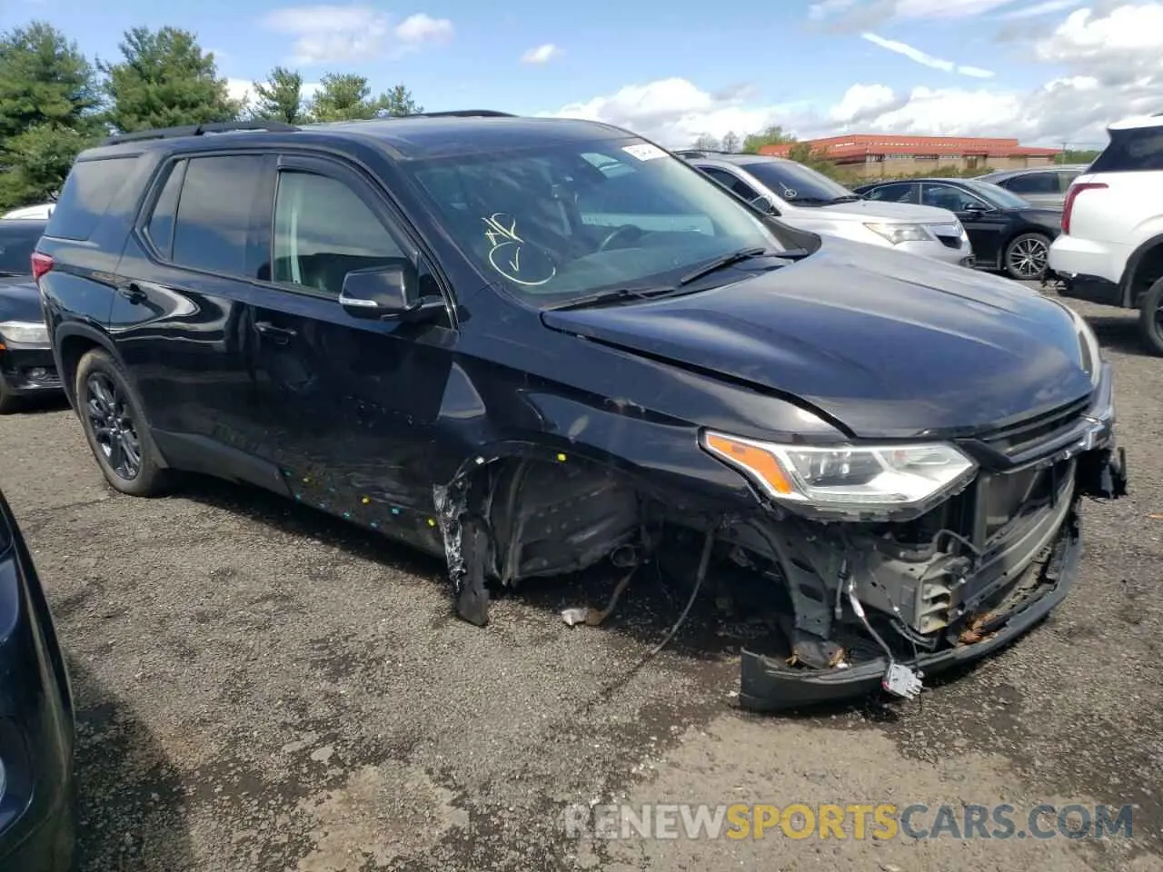 4 Photograph of a damaged car 1GNEVJKW8MJ108730 CHEVROLET TRAVERSE 2021