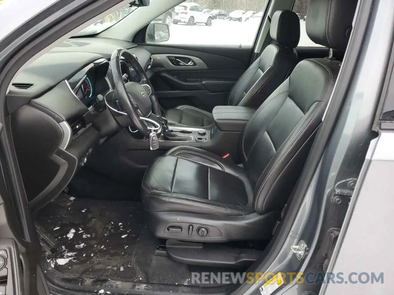 7 Photograph of a damaged car 1GNEVJKWXMJ117641 CHEVROLET TRAVERSE 2021
