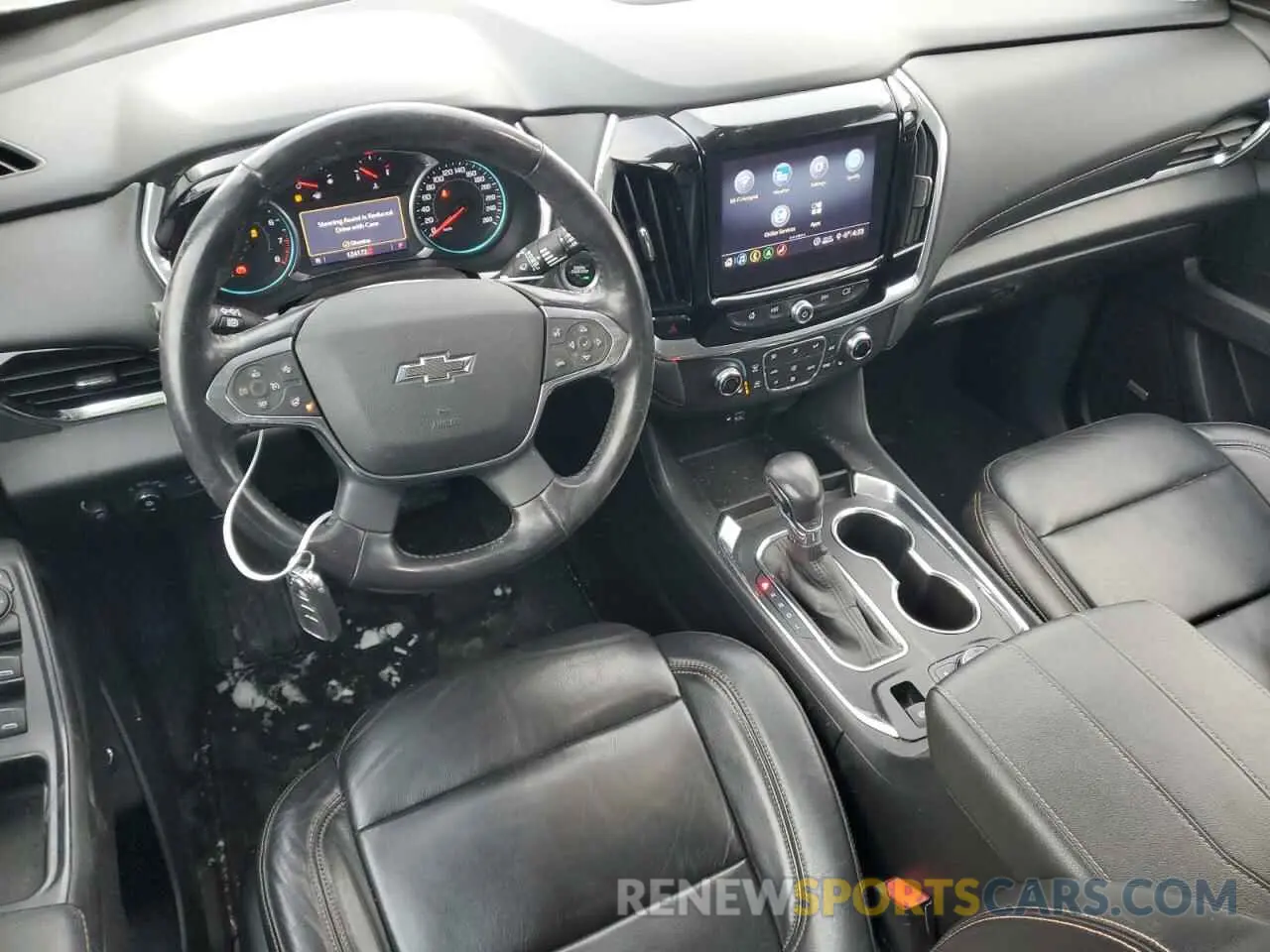 8 Photograph of a damaged car 1GNEVJKWXMJ117641 CHEVROLET TRAVERSE 2021
