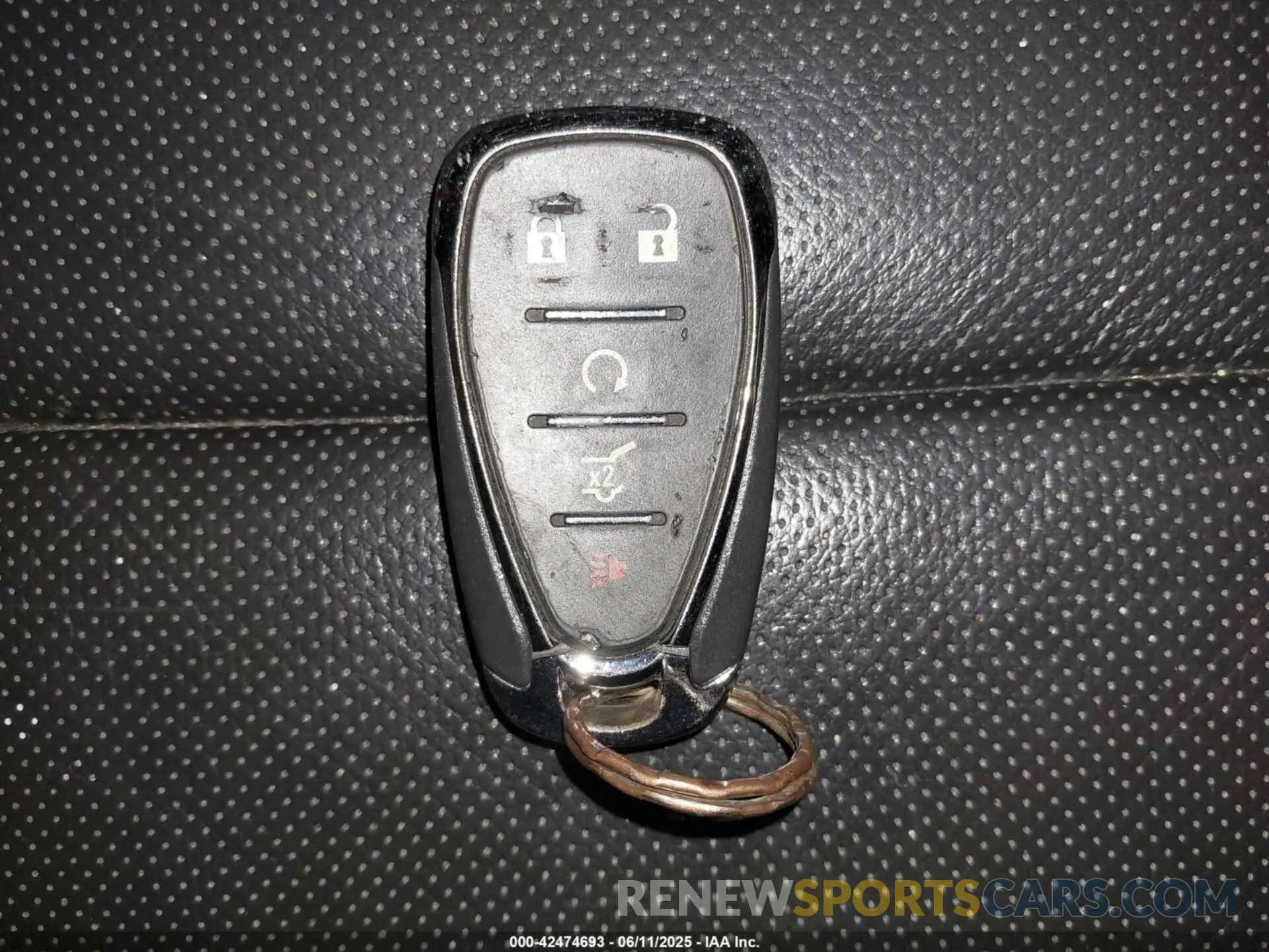 11 Photograph of a damaged car 1GNEVKKW1MJ136097 CHEVROLET TRAVERSE 2021