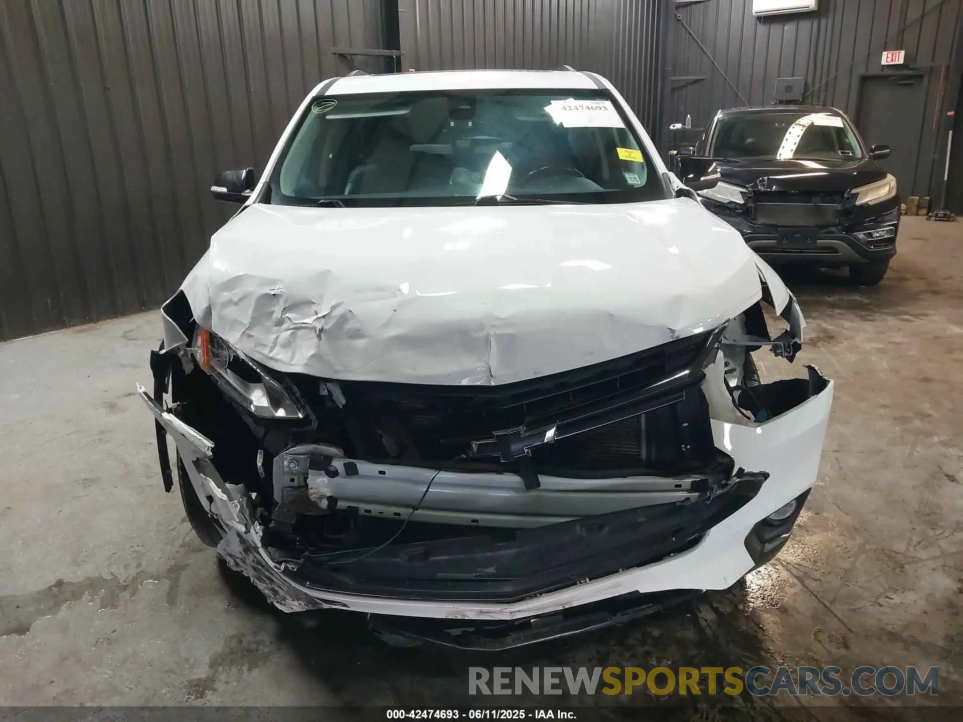 13 Photograph of a damaged car 1GNEVKKW1MJ136097 CHEVROLET TRAVERSE 2021