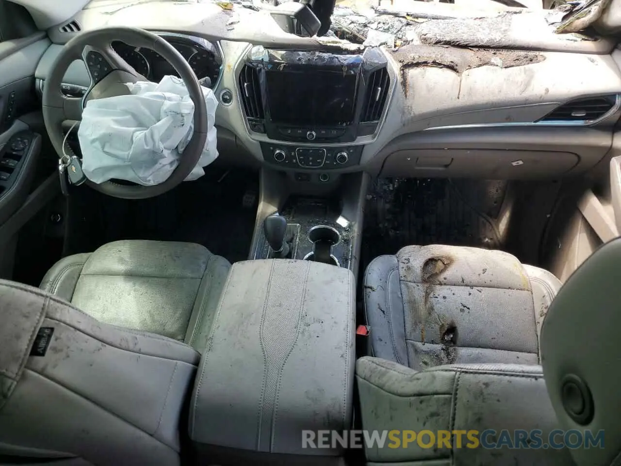 8 Photograph of a damaged car 1GNEVKKW2MJ138490 CHEVROLET TRAVERSE 2021