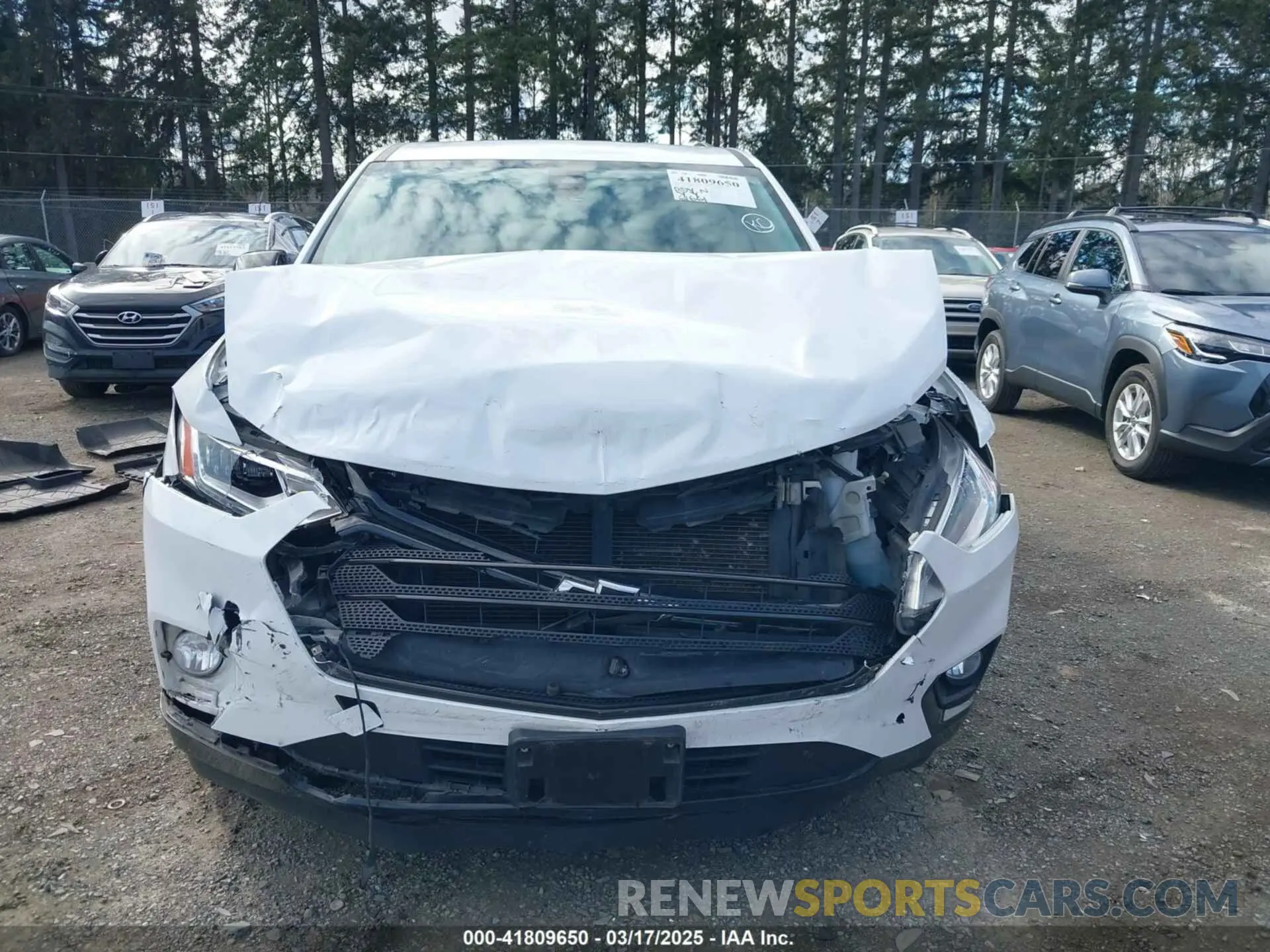 12 Photograph of a damaged car 1GNEVKKW7MJ250461 CHEVROLET TRAVERSE 2021