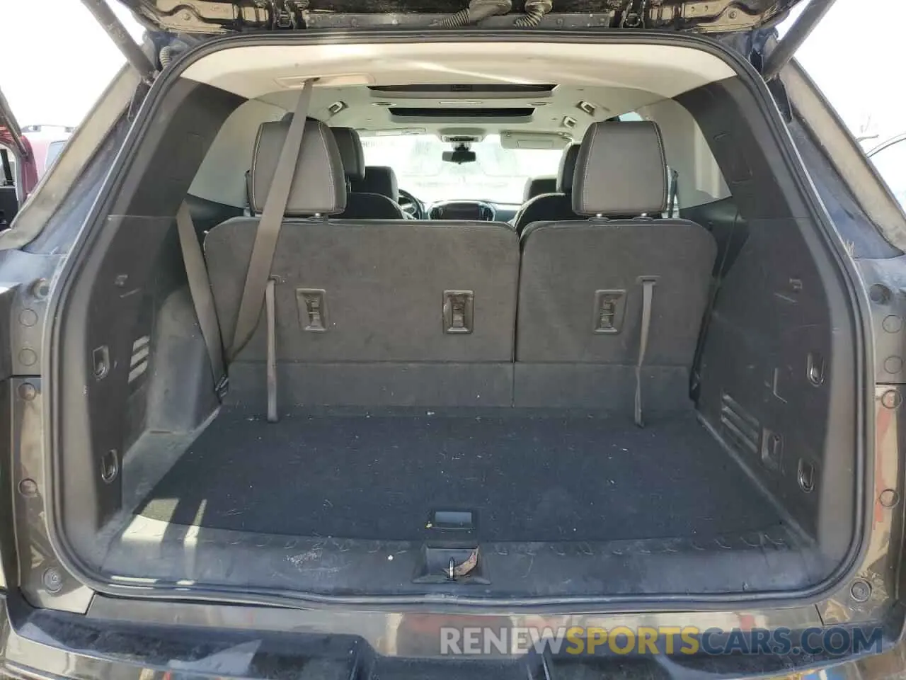6 Photograph of a damaged car 1GNEVKKW8MJ250047 CHEVROLET TRAVERSE 2021