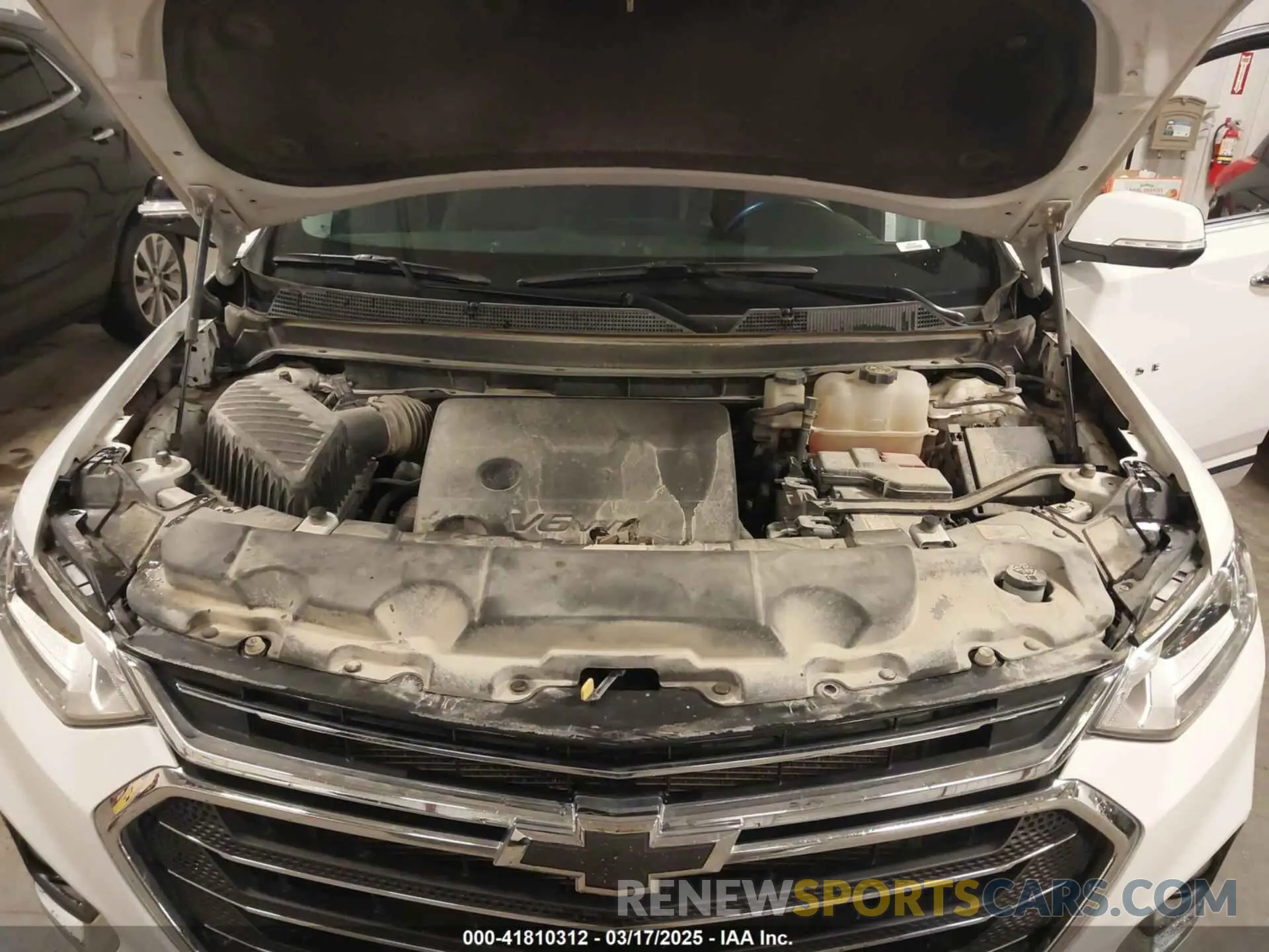 10 Photograph of a damaged car 1GNEVKKW8MJ259346 CHEVROLET TRAVERSE 2021