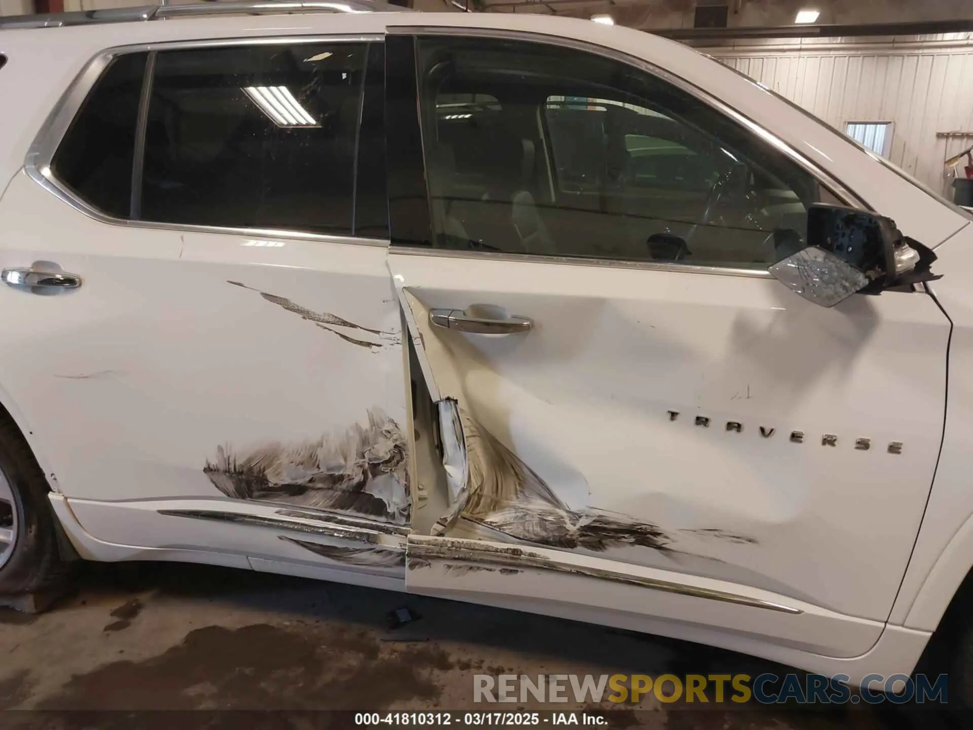 6 Photograph of a damaged car 1GNEVKKW8MJ259346 CHEVROLET TRAVERSE 2021