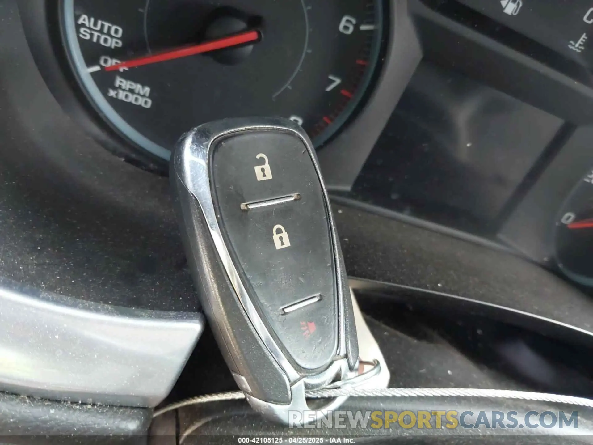 11 Photograph of a damaged car 1GNEVLKW3MJ140478 CHEVROLET TRAVERSE 2021