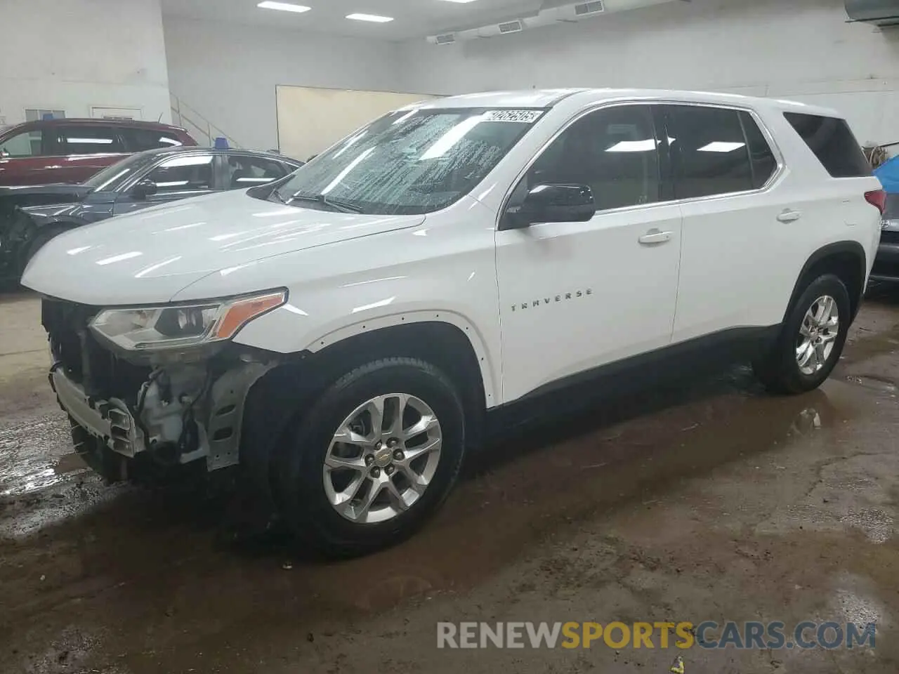 1 Photograph of a damaged car 1GNEVLKWXMJ164969 CHEVROLET TRAVERSE 2021