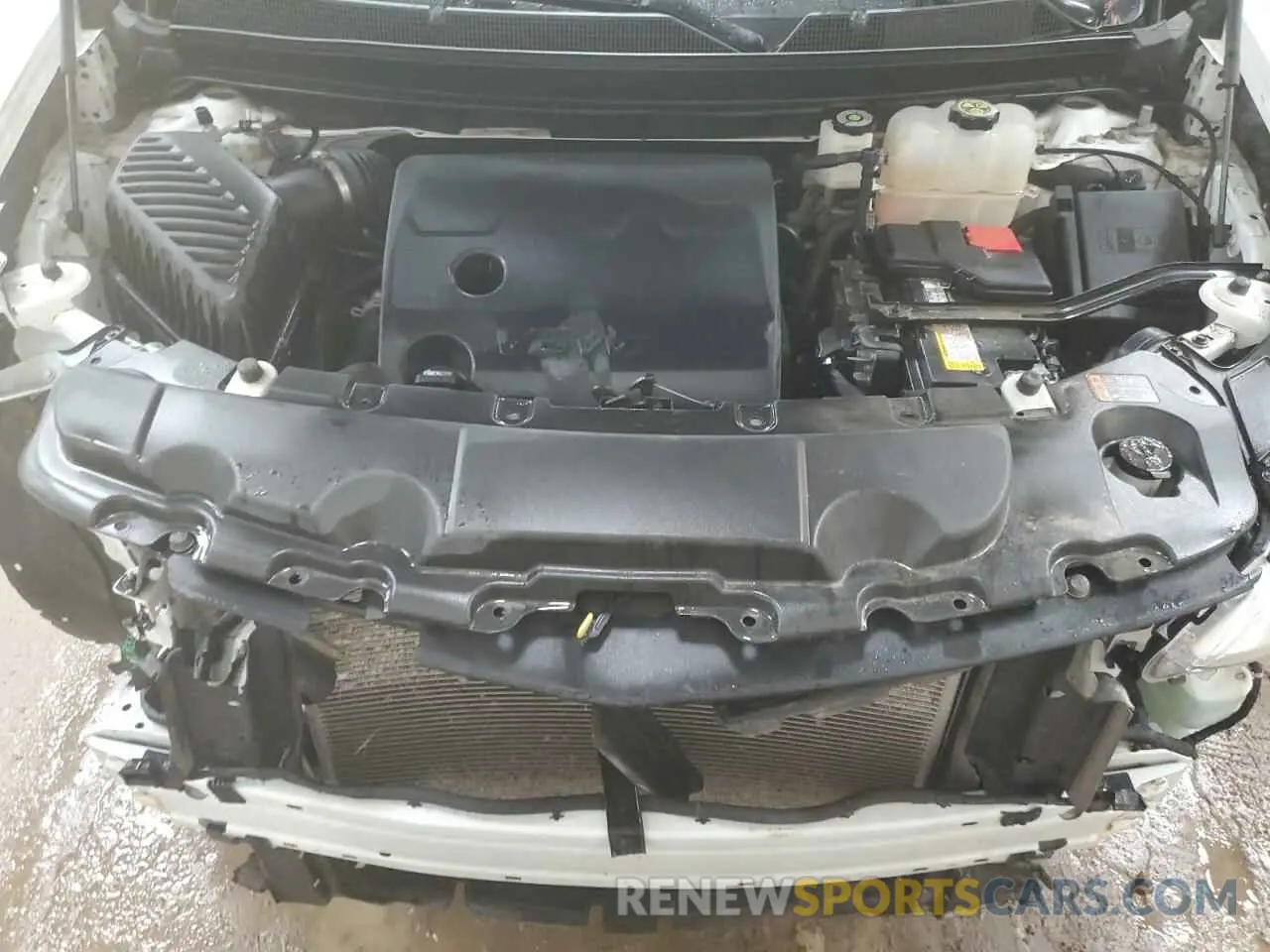 12 Photograph of a damaged car 1GNEVLKWXMJ164969 CHEVROLET TRAVERSE 2021