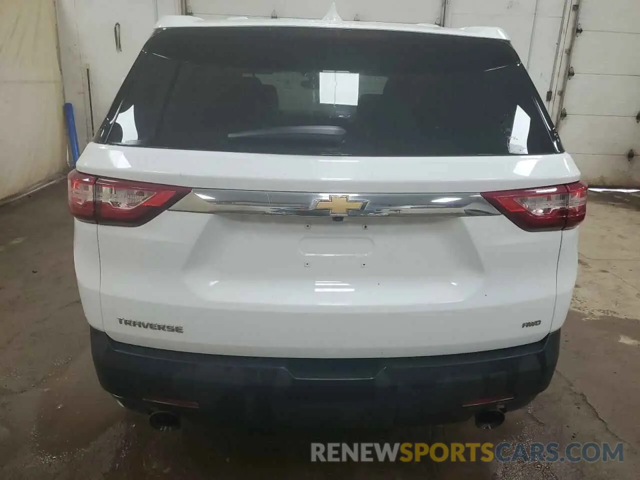 6 Photograph of a damaged car 1GNEVLKWXMJ164969 CHEVROLET TRAVERSE 2021