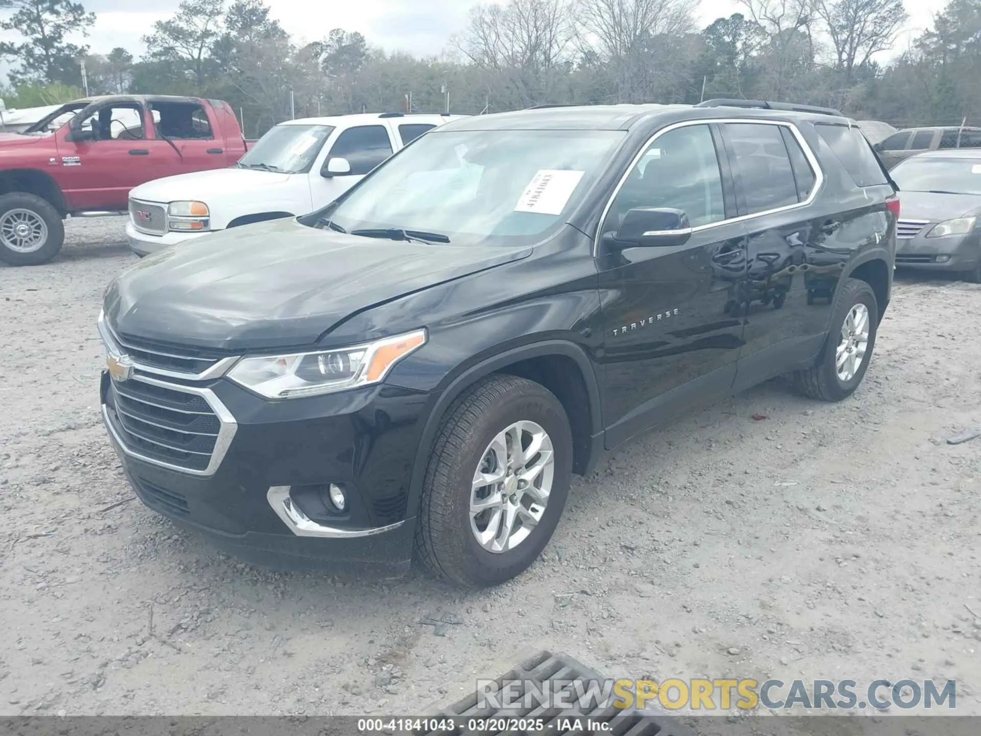 2 Photograph of a damaged car 1GNEVMKW8MJ219280 CHEVROLET TRAVERSE 2021