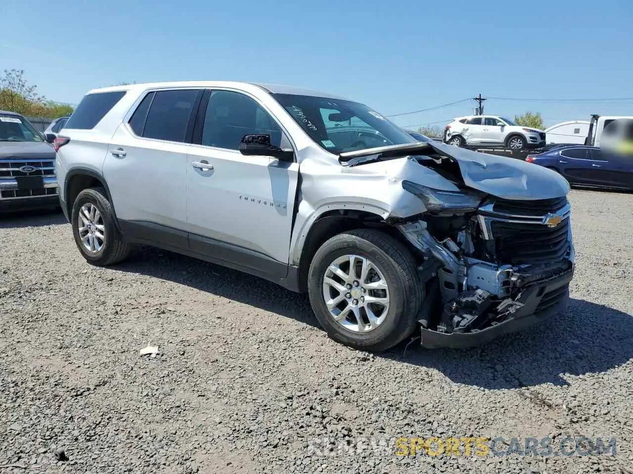 4 Photograph of a damaged car 1GNERFKW0NJ120518 CHEVROLET TRAVERSE 2022
