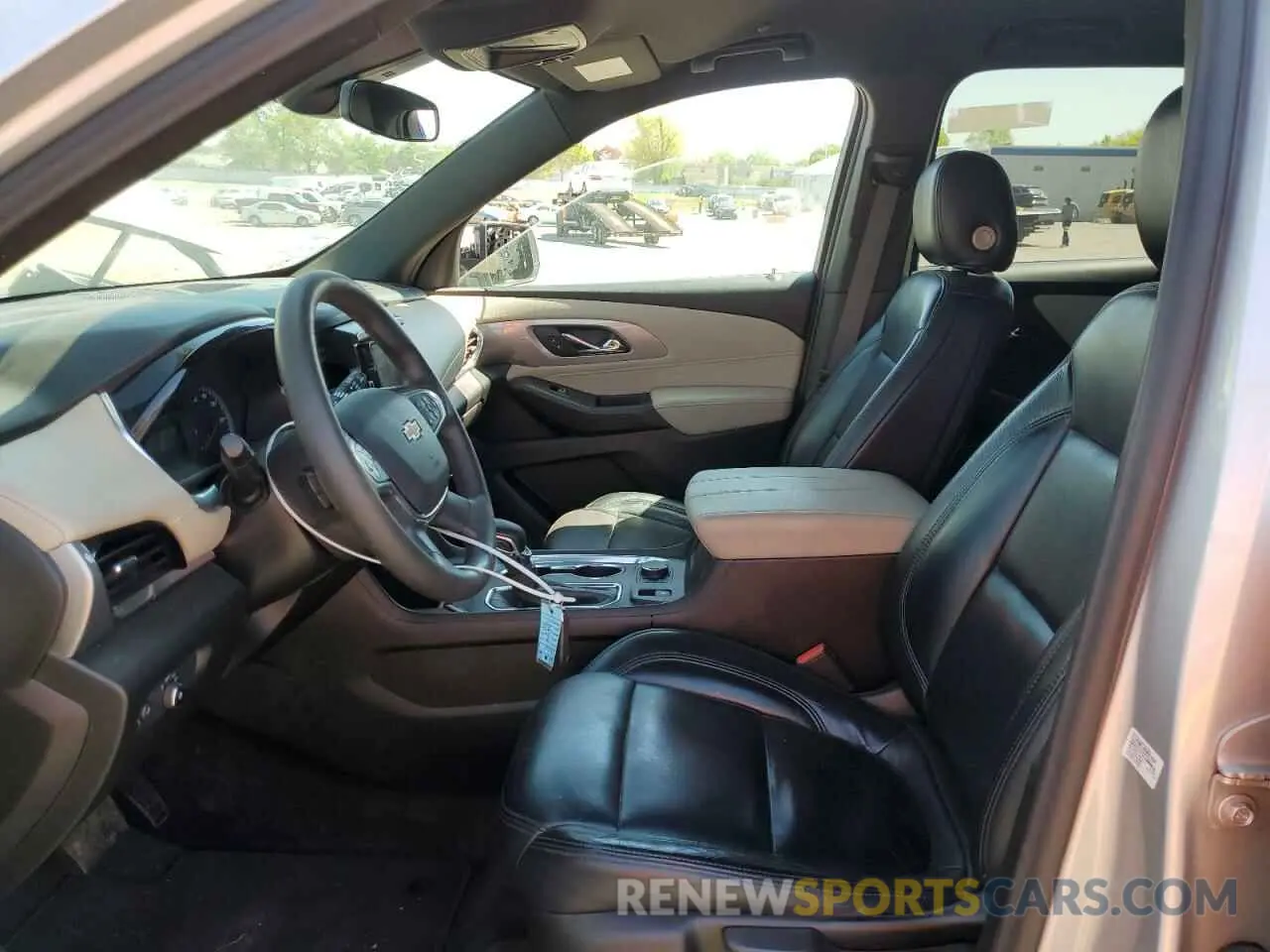 7 Photograph of a damaged car 1GNERFKW0NJ120518 CHEVROLET TRAVERSE 2022