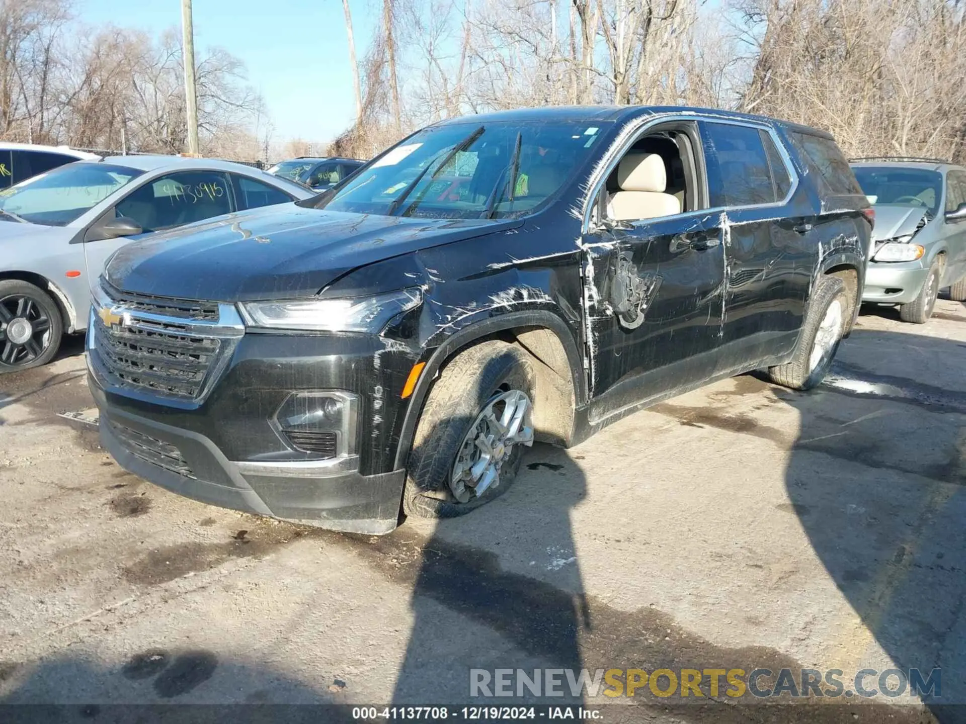 2 Photograph of a damaged car 1GNERFKW1NJ100164 CHEVROLET TRAVERSE 2022