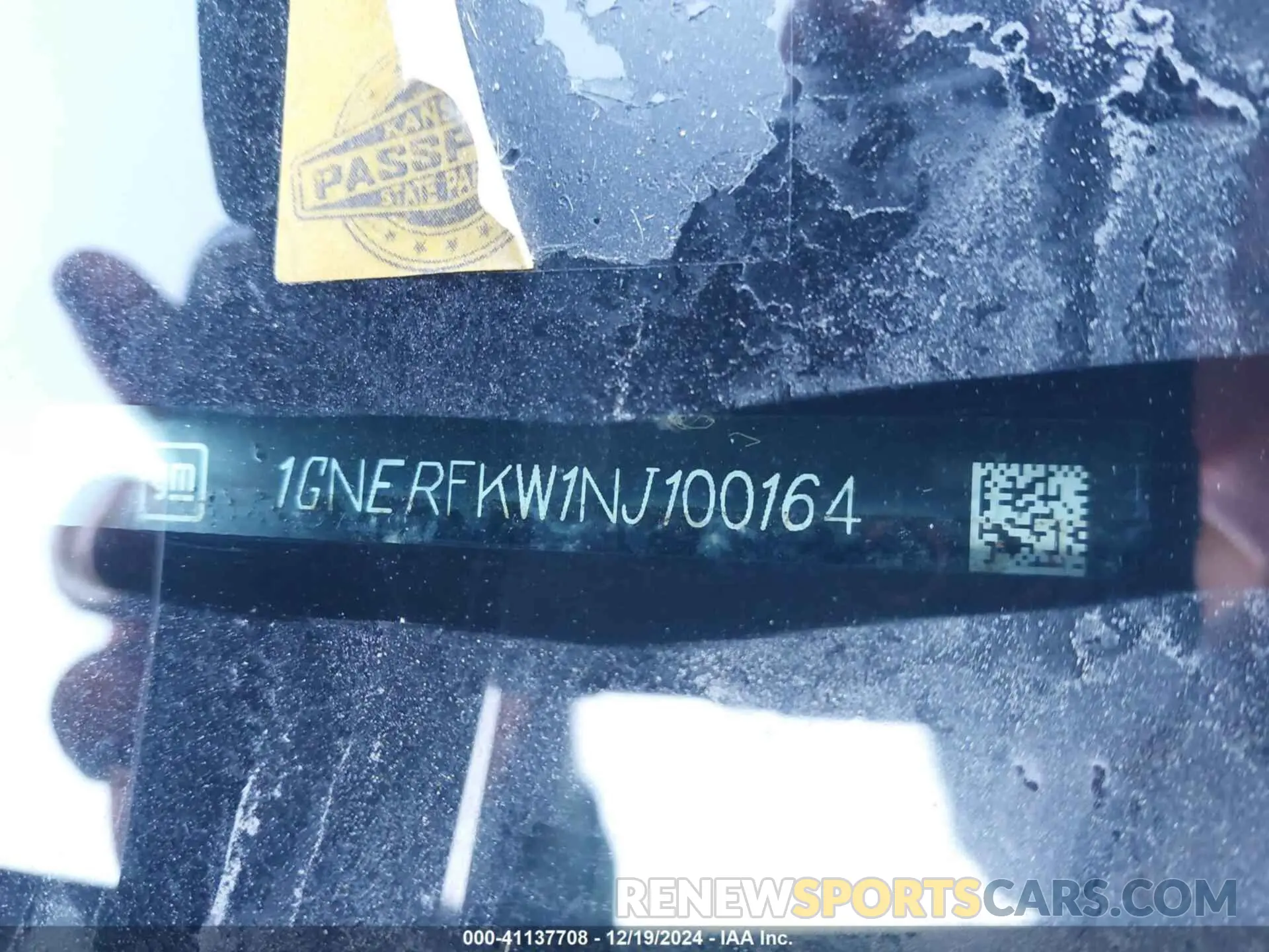 9 Photograph of a damaged car 1GNERFKW1NJ100164 CHEVROLET TRAVERSE 2022