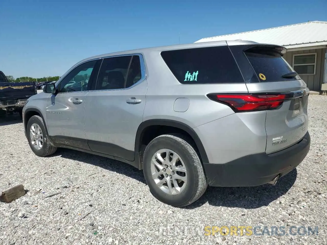 2 Photograph of a damaged car 1GNERFKW1NJ162230 CHEVROLET TRAVERSE 2022