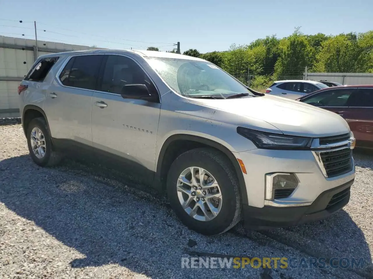 4 Photograph of a damaged car 1GNERFKW1NJ162230 CHEVROLET TRAVERSE 2022