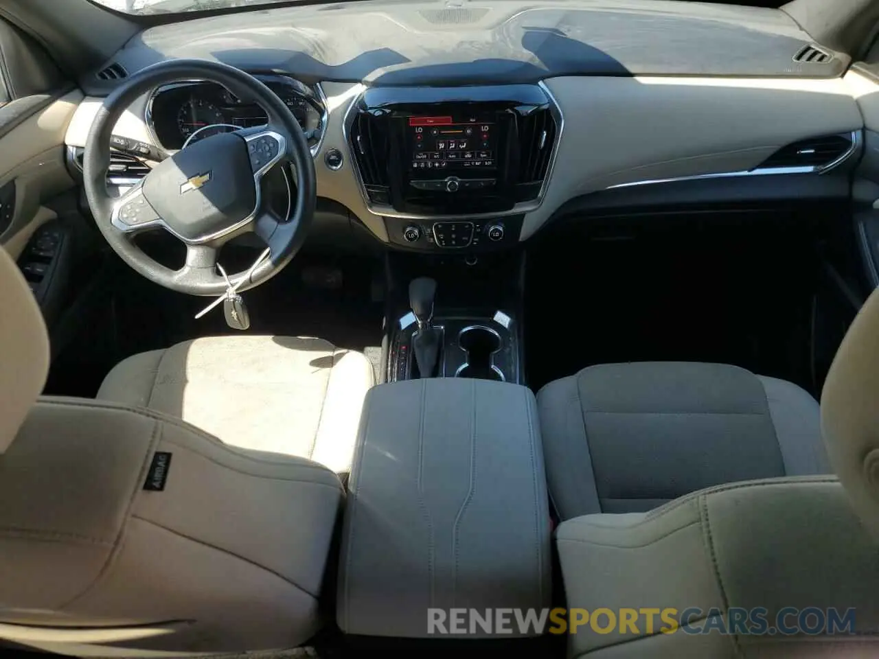 8 Photograph of a damaged car 1GNERFKW1NJ162230 CHEVROLET TRAVERSE 2022