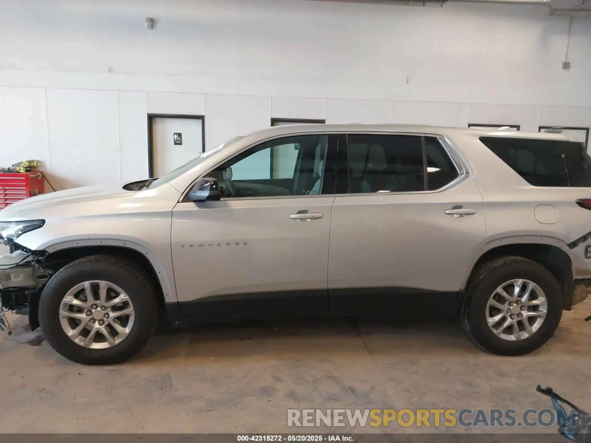 14 Photograph of a damaged car 1GNERFKW3NJ114938 CHEVROLET TRAVERSE 2022